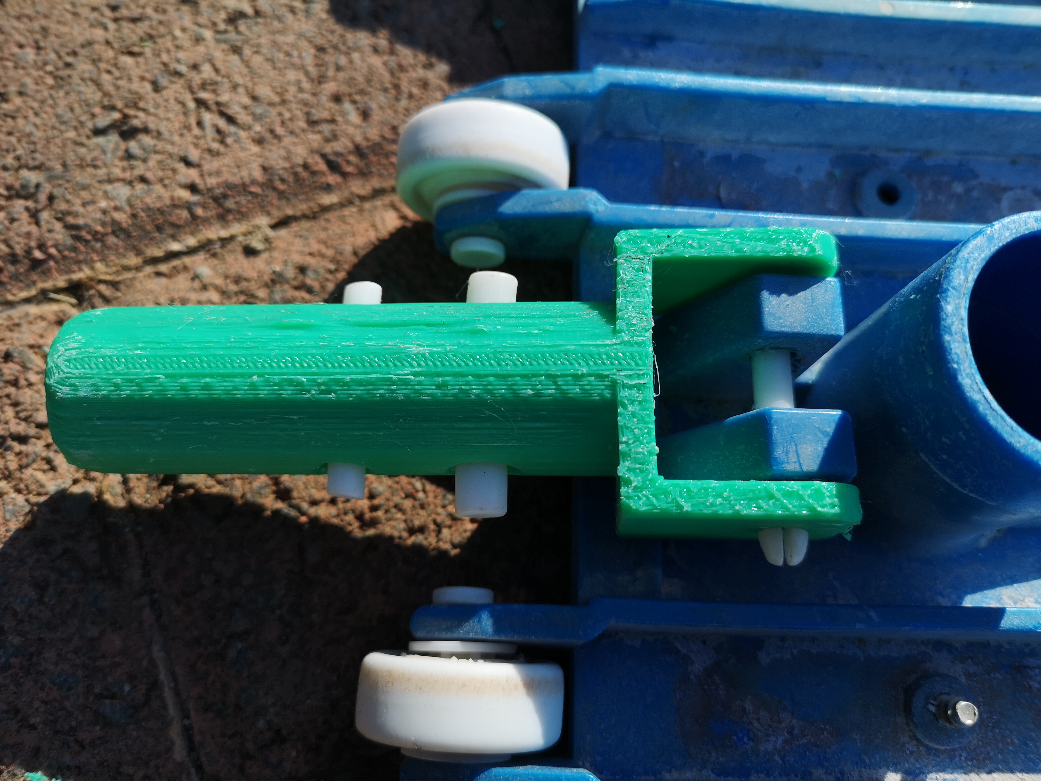 Miniatura 2 do modelo 3D Pool tool pipe bracket