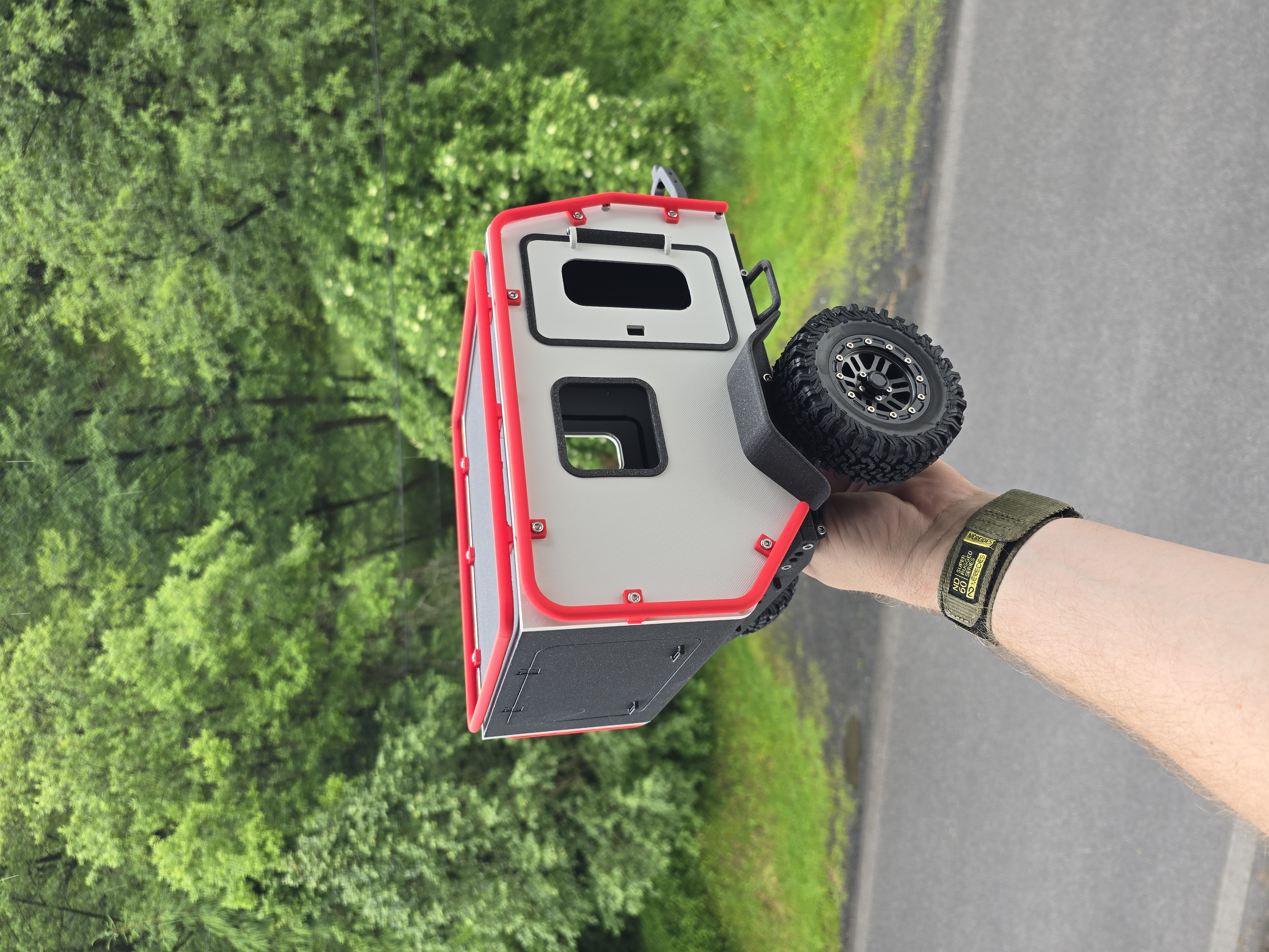 NBC.7 - 1:10 Scale offroad camper for crawlers