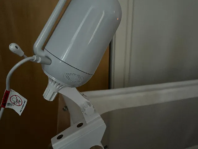 Momcozy BM01 mount for Snuzpod