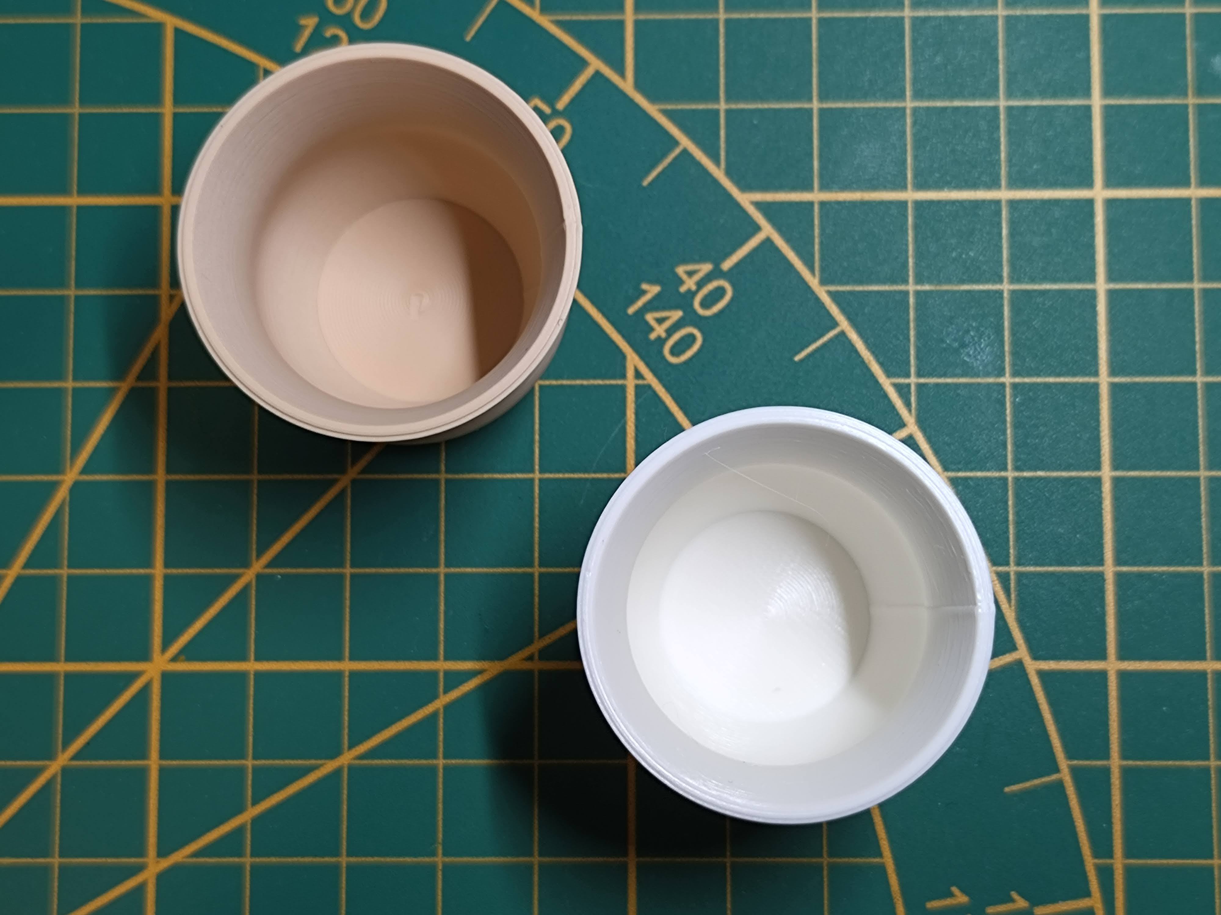 Container for mixing paint