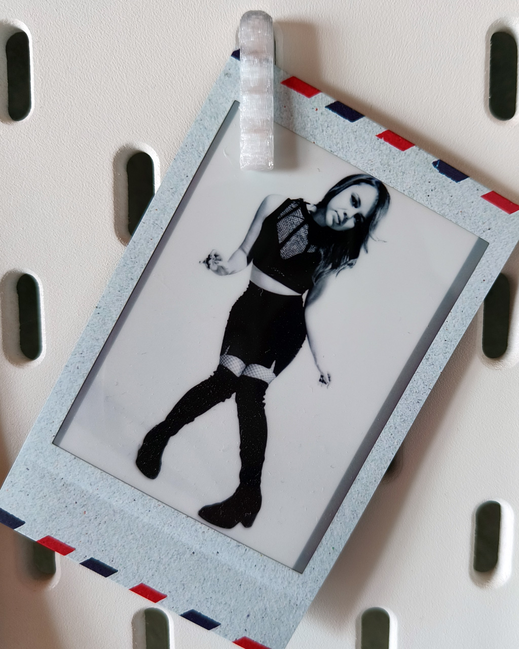 Skadis picture holders