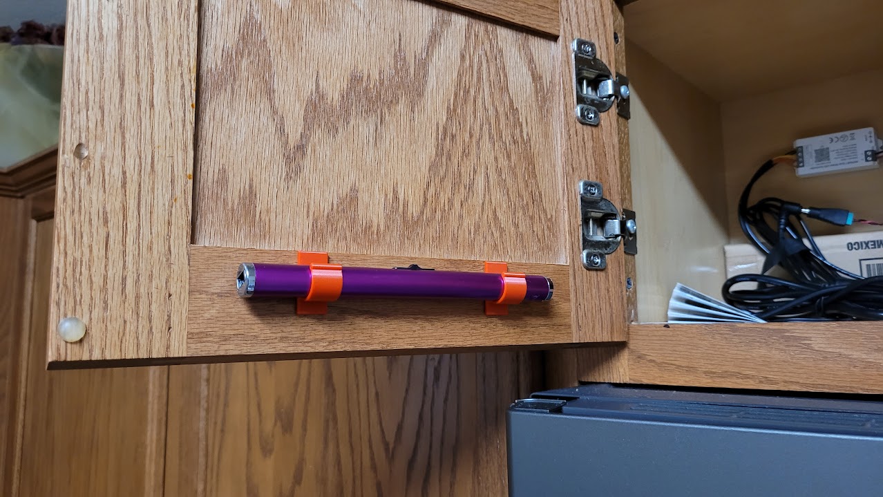 Simple Parametric Cylinder Hook