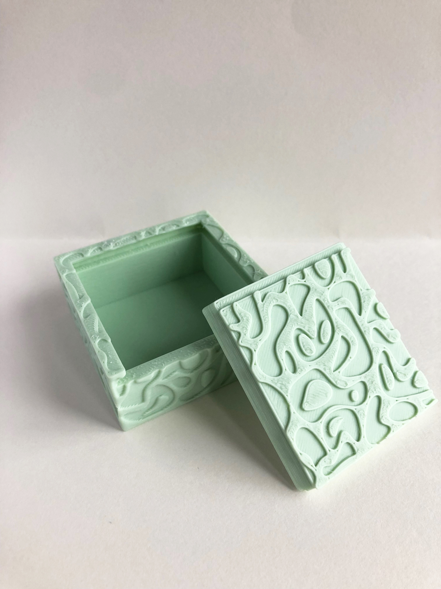 Sliding Lid Box with pattern