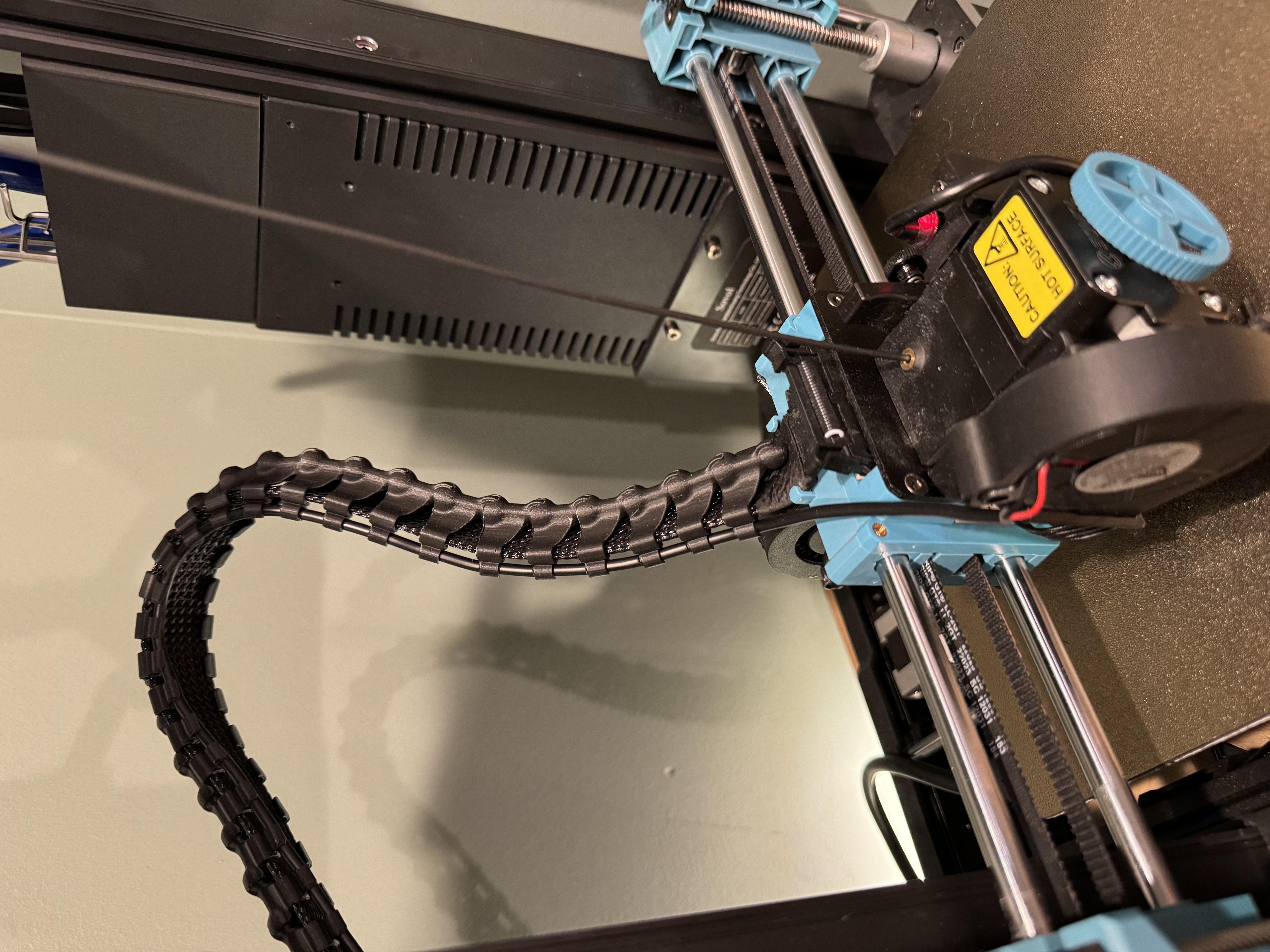 Cable Chain/spine for SOVOL SV06 3d printer extruder cable with additional channel 3D model thumbnail