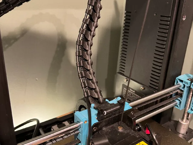 Cable Chain/spine for SOVOL SV06 3d printer extruder cable with additional channel