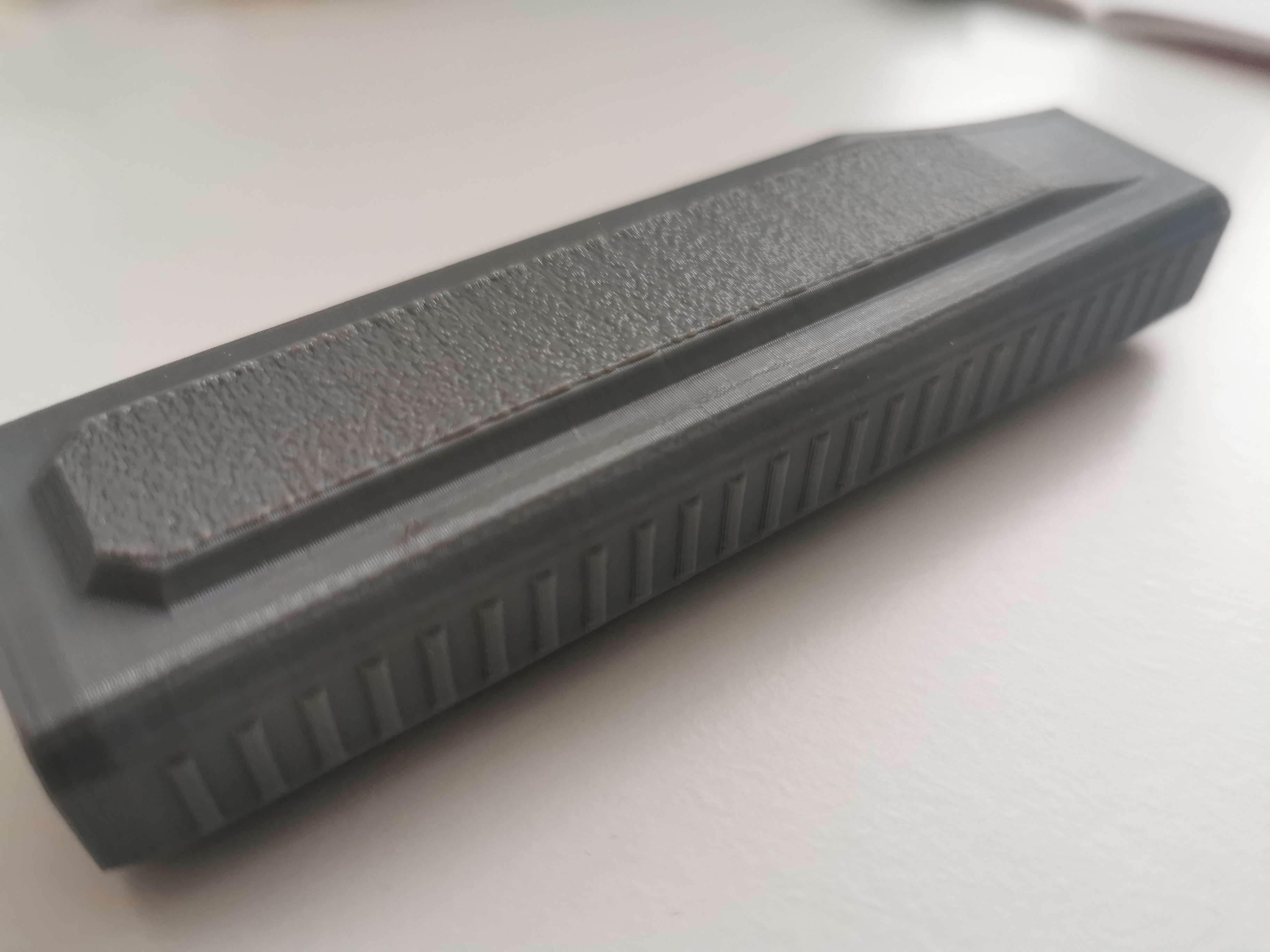 Handle/Grip for OTF Fidget Knife by Smelliot | Download free STL model ...
