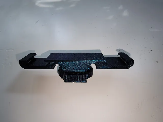 Dual Cold Shoe with foot and nut
