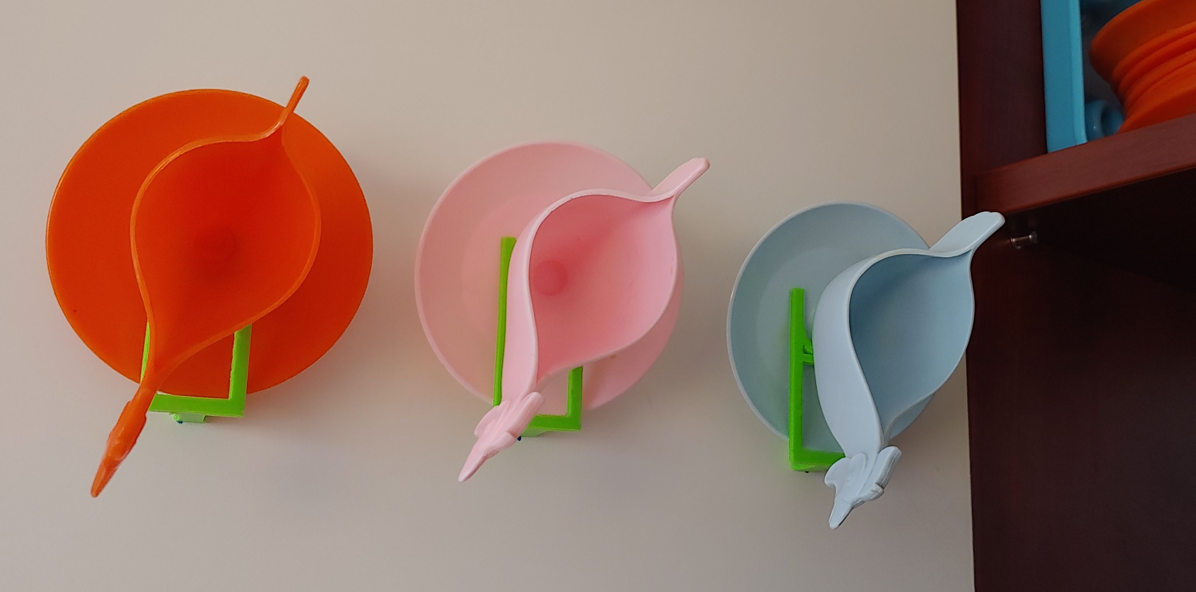 Miniatura 3 do modelo 3D Hen Egg Stand Hook.