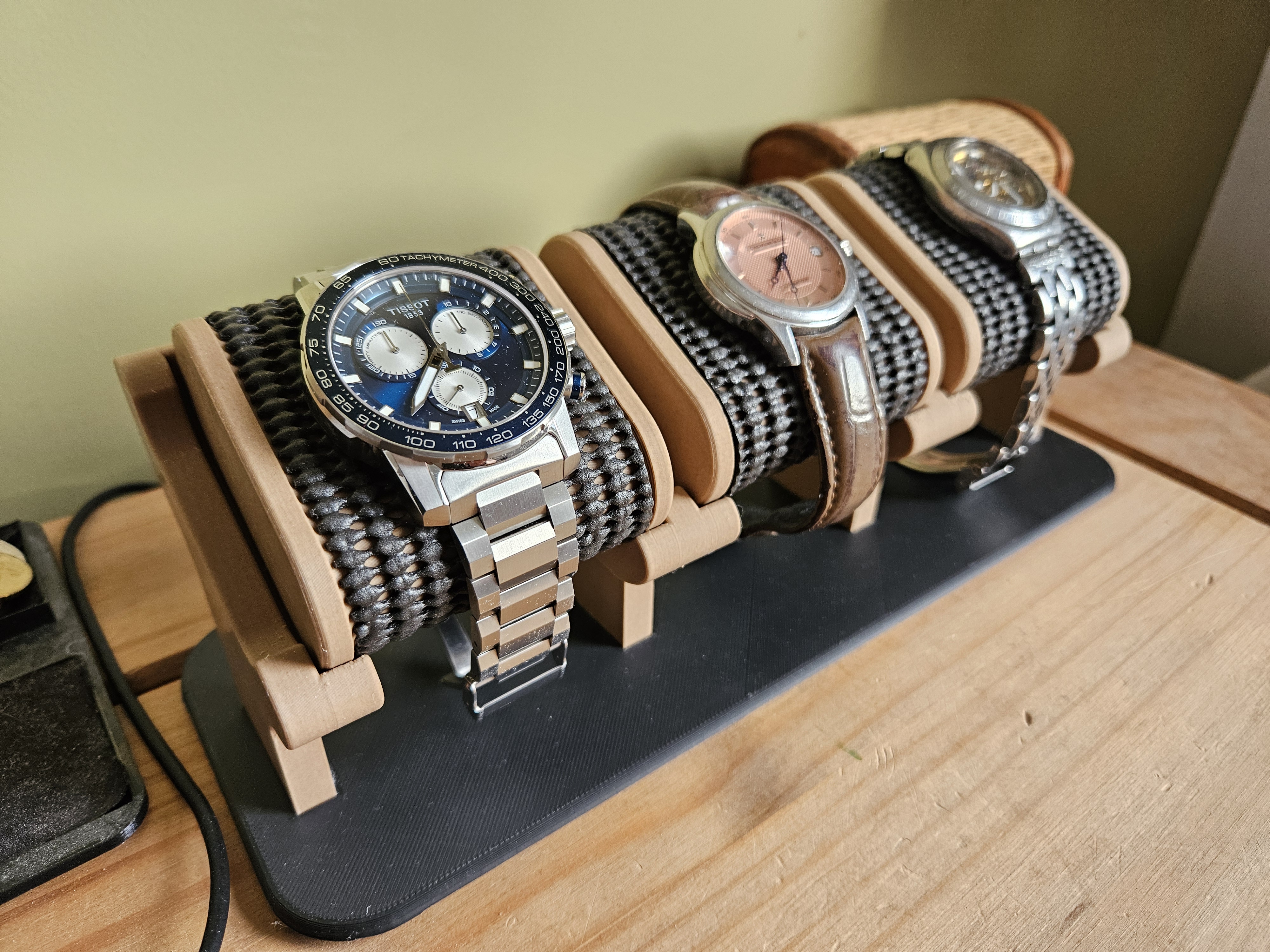 Miniatura 4 do modelo 3D Watch Display Stand