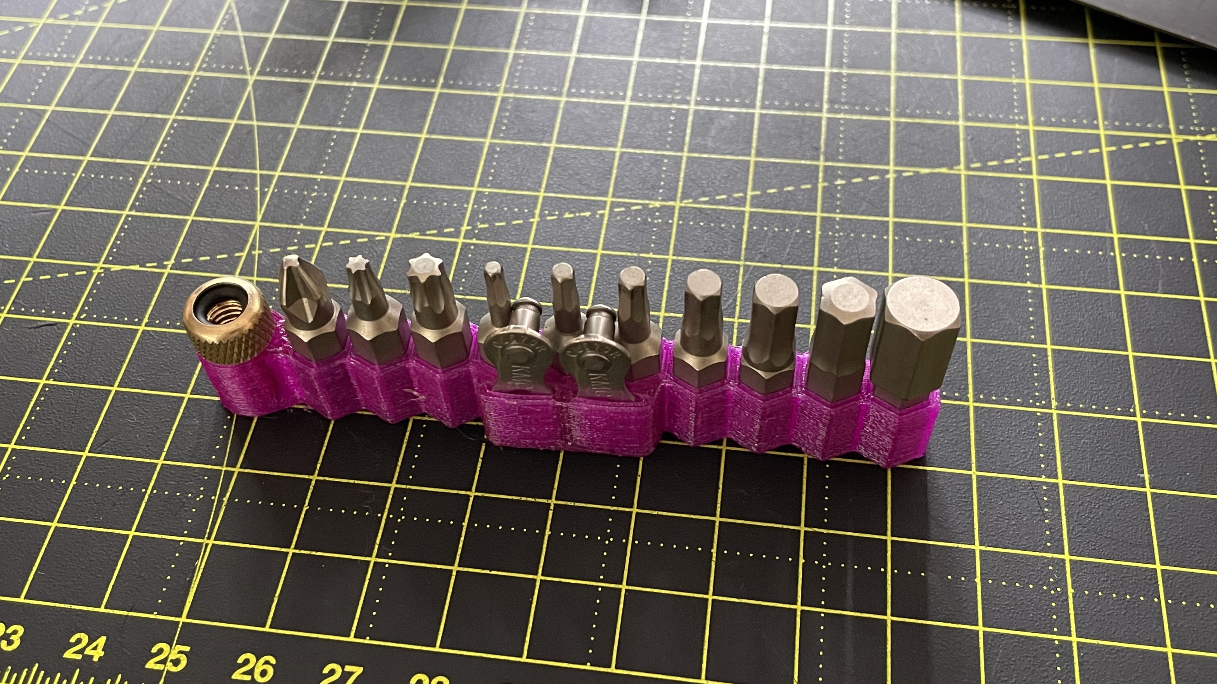 Bike tool bit holder (with presta adapter and missing link)
