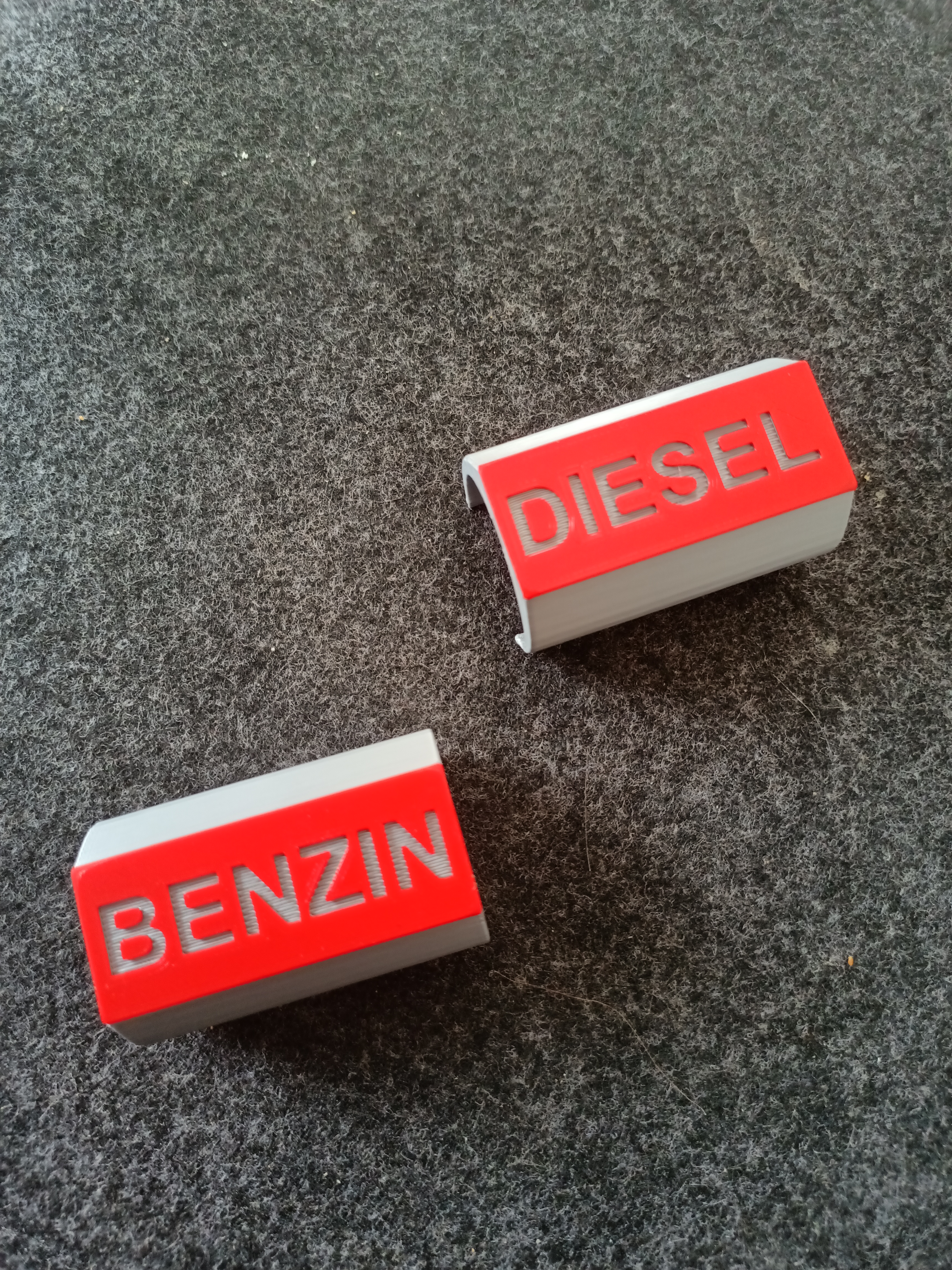 Benzin Diesel Clips für 20l Kanister by Logan, Download free STL model