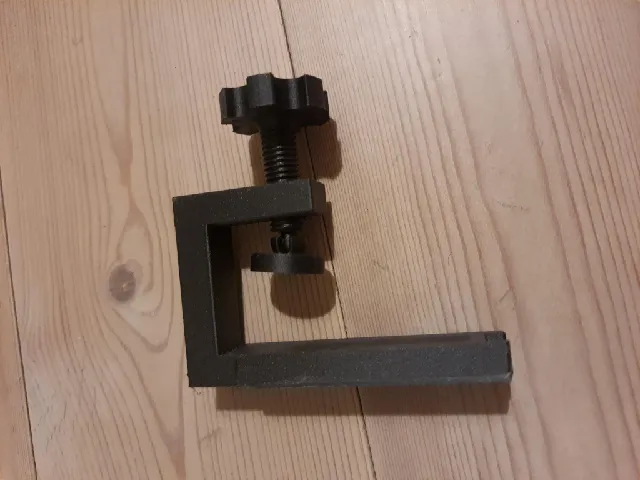 Ikea NYMÅNE work lamp clamp adapter