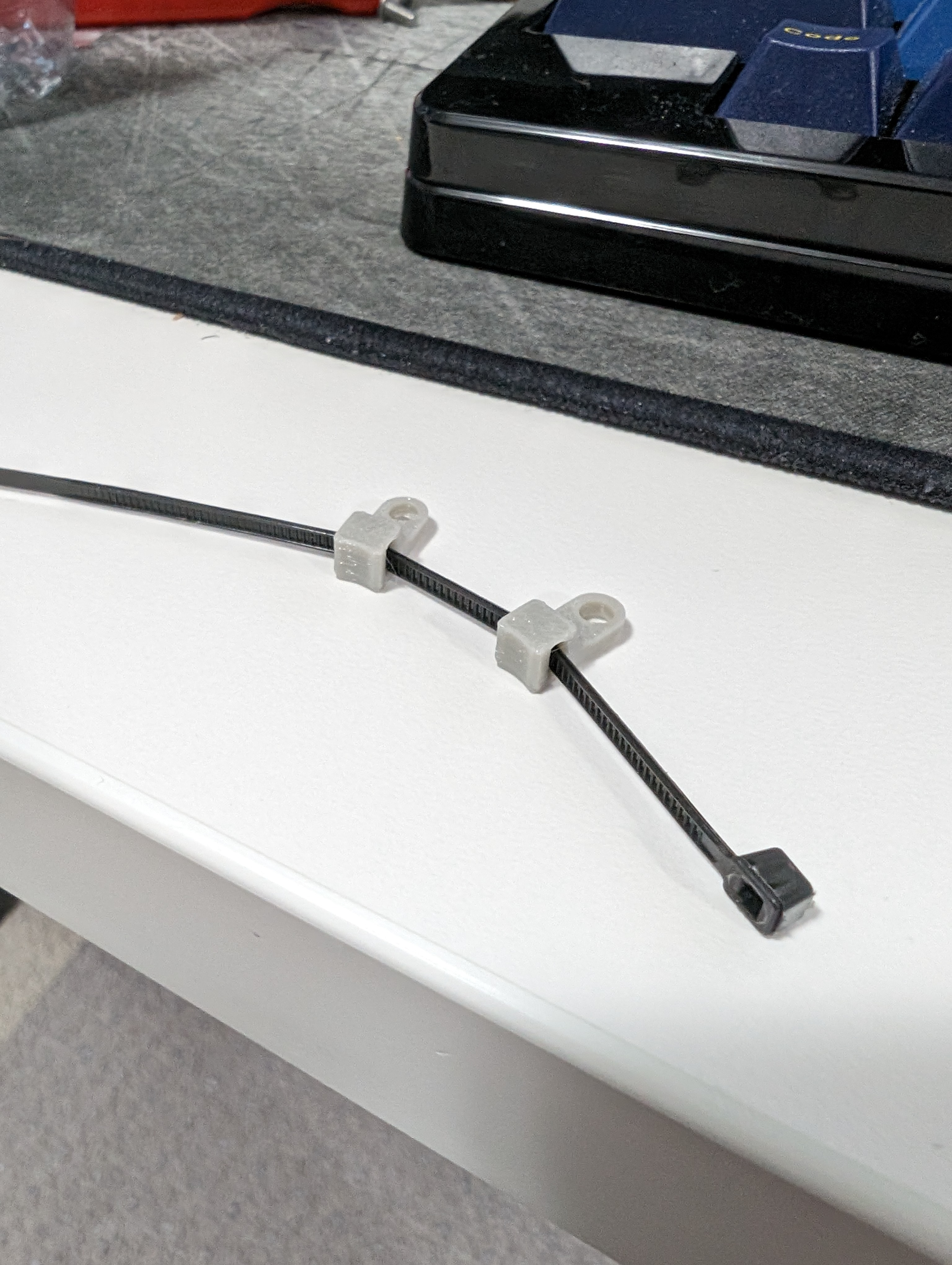 M3 Zip Tie (2.5mm) Loops