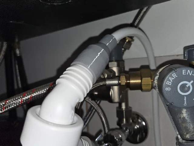 Dreame X50 Ultra waste water adapter – 10 mm tube to 17 mm dishwasher fitting