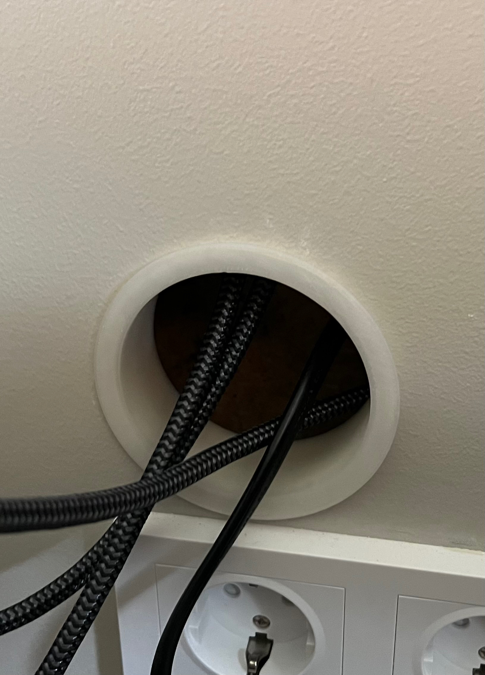 TV Cable Hole Beauty Cover - Kabeldeksel