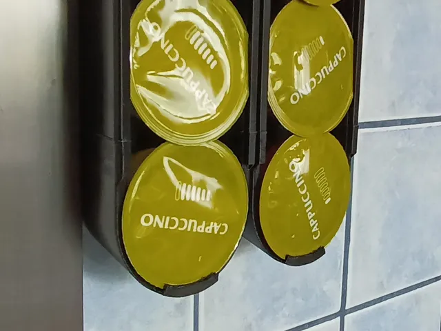 Dolce Gusto capsule wall holder