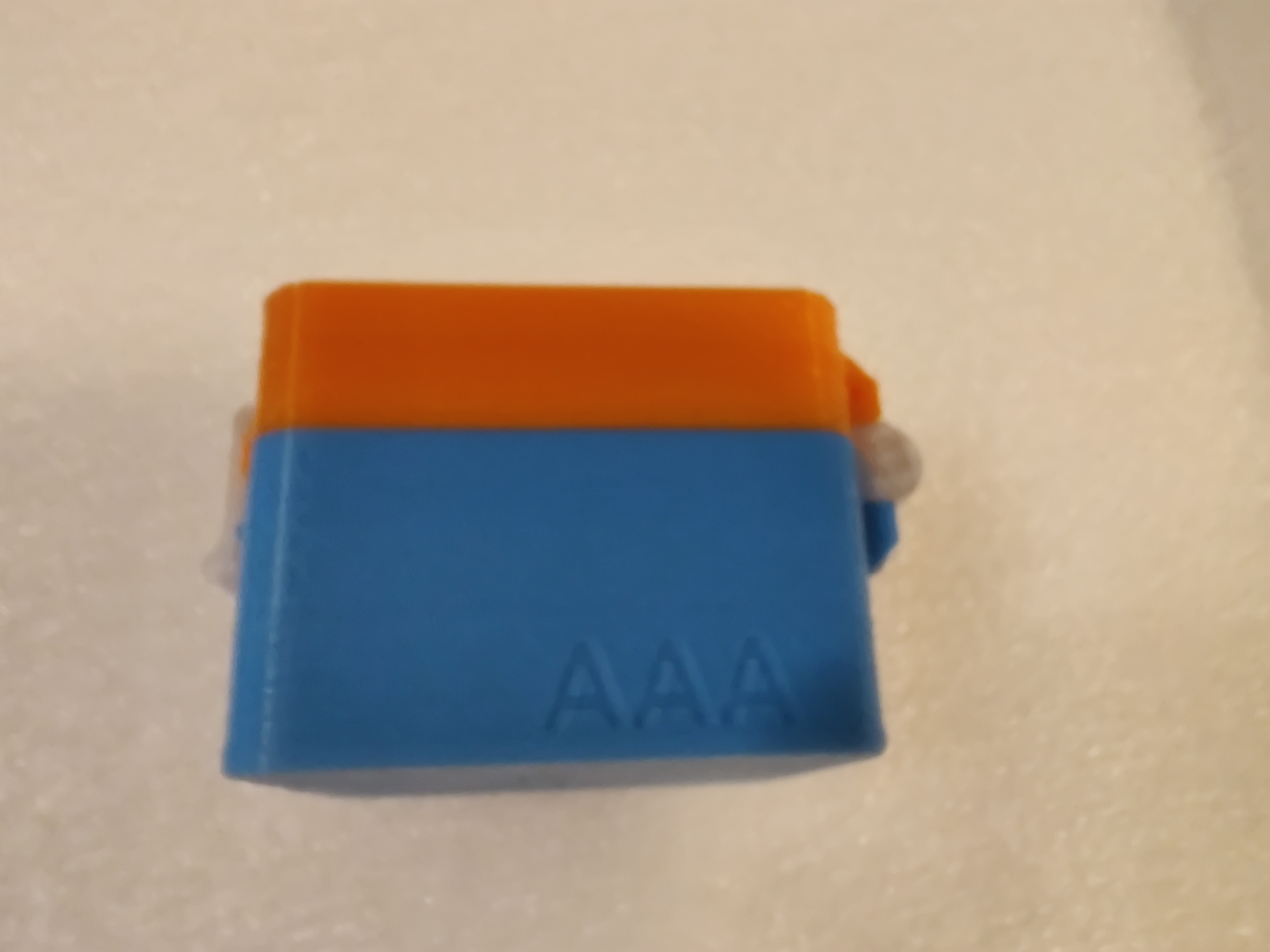 Miniatura 6 do modelo 3D AAA Battery Box, Split Hinge