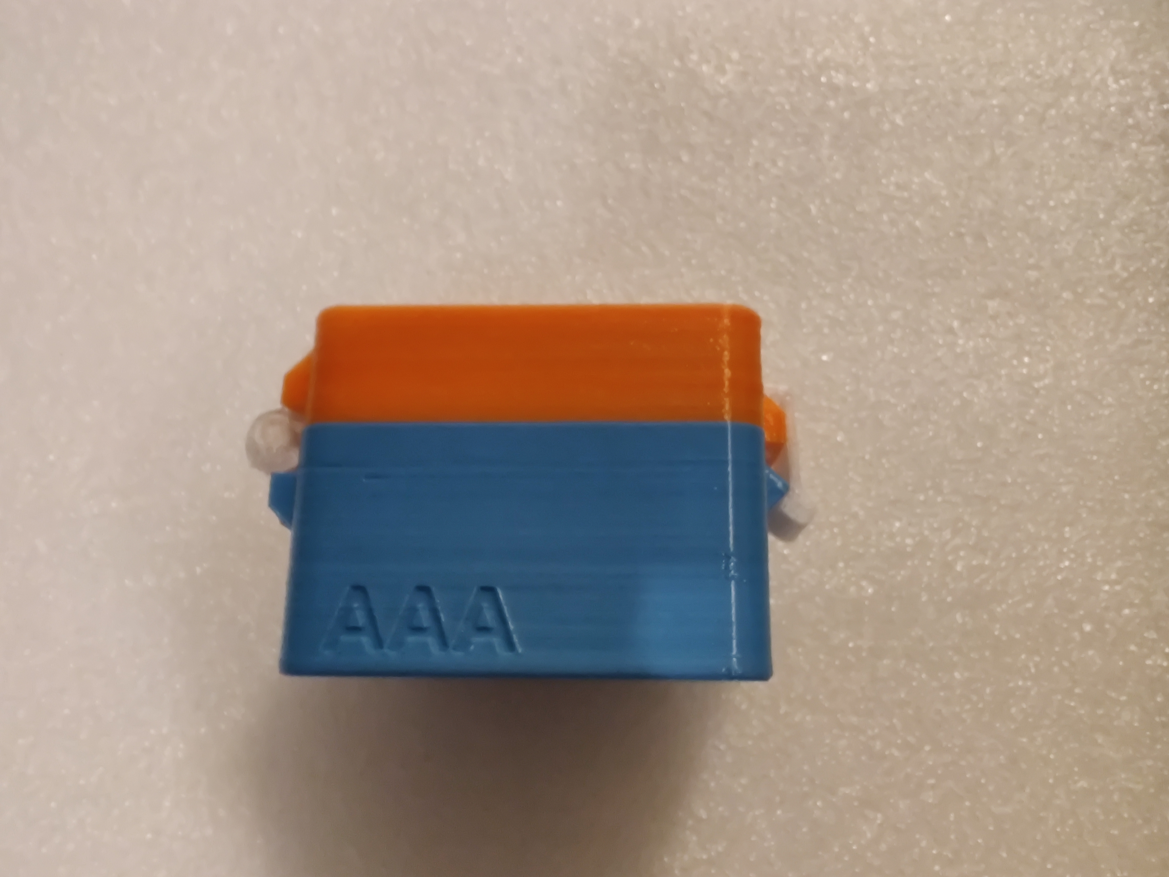 Miniatura 5 do modelo 3D AAA Battery Box, Split Hinge