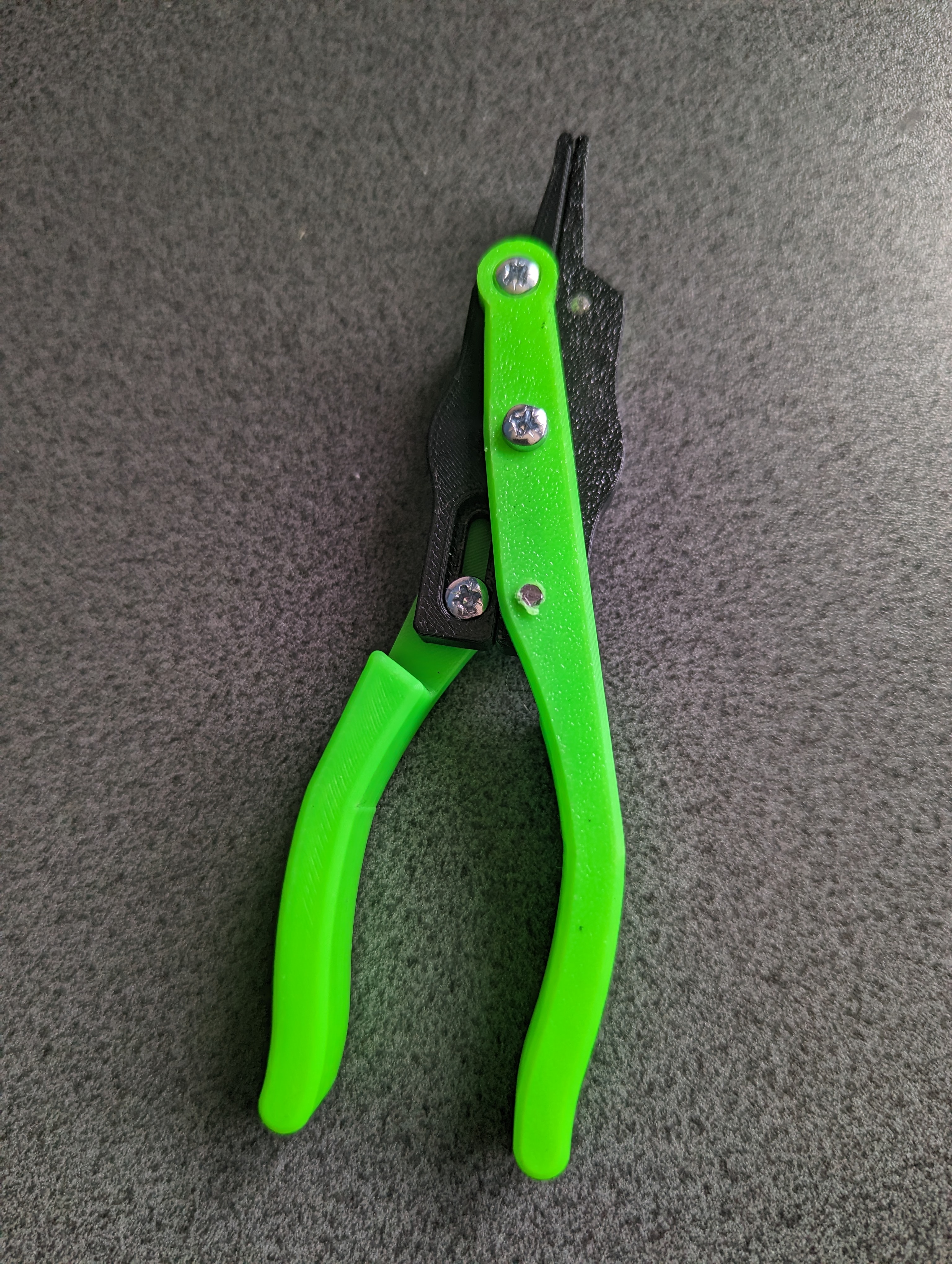 Parallel jaw pliers (sturdy) small version