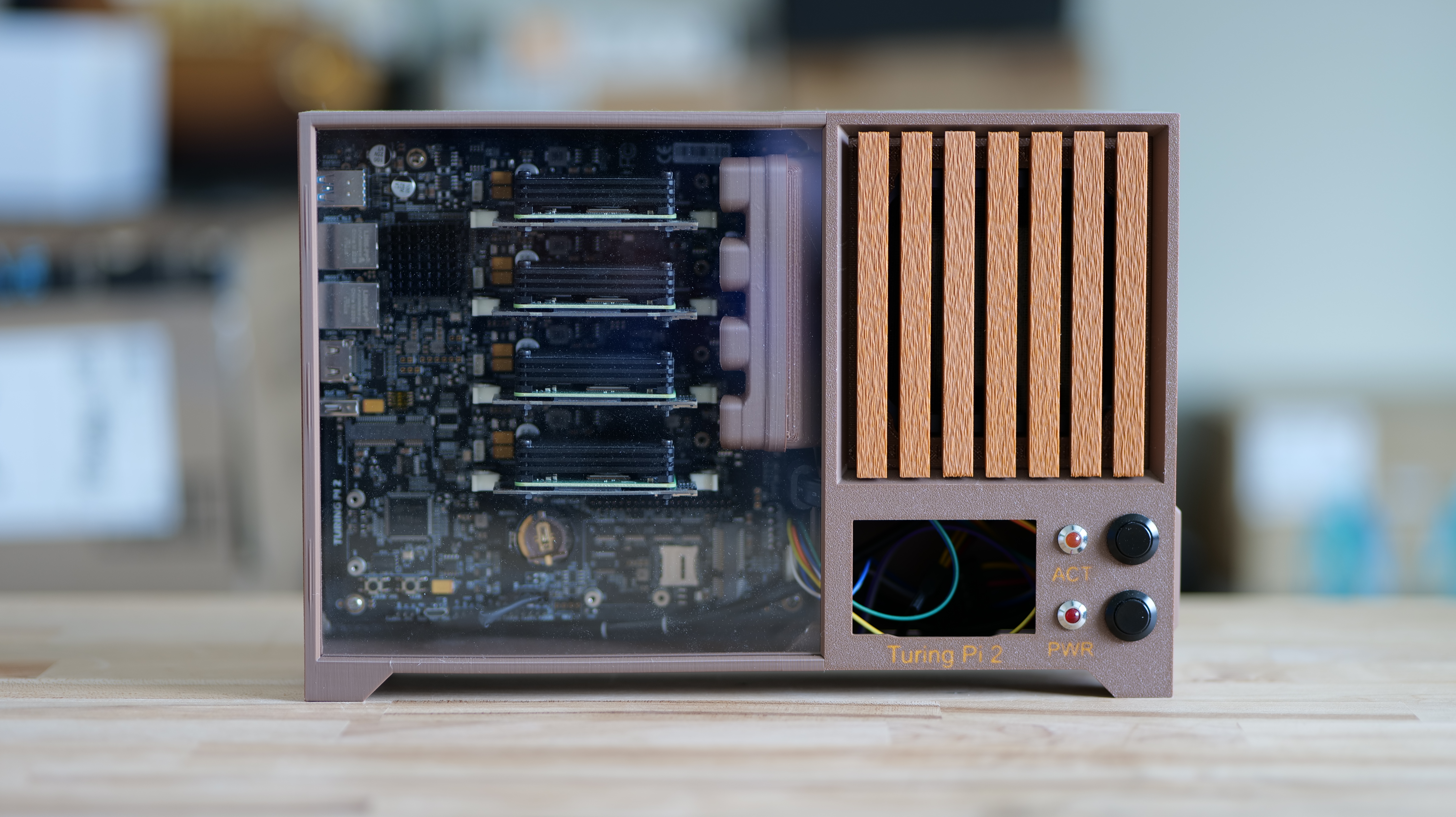 Miniatura 2 do modelo 3D Turing Pi 2 Raspberry Pi Cluster Case