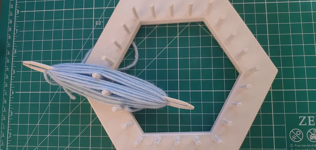 Yarn Shuttle by Sam Fidler | Download free STL model | Printables.com