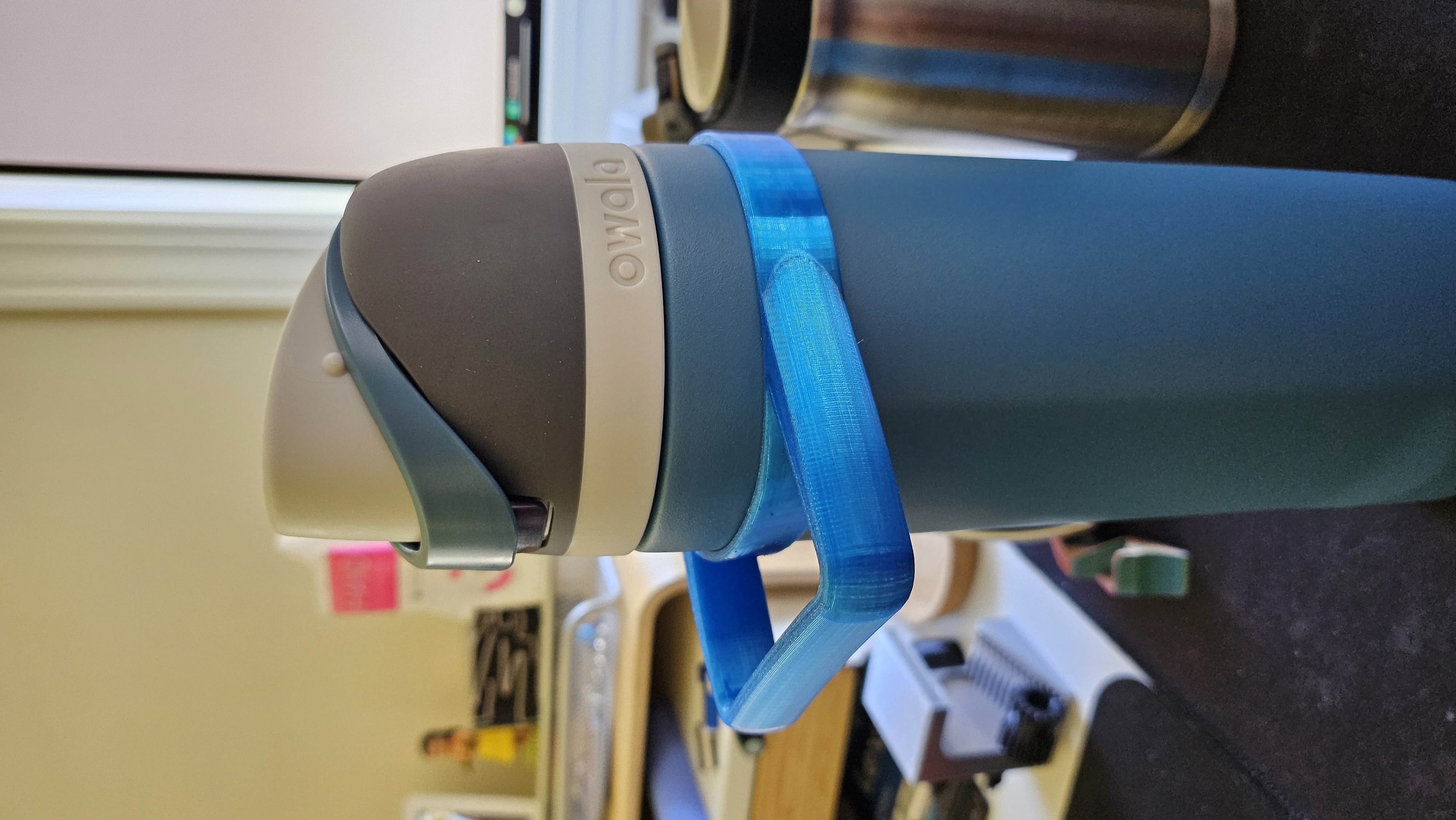 Owala Freesip water bottle handle