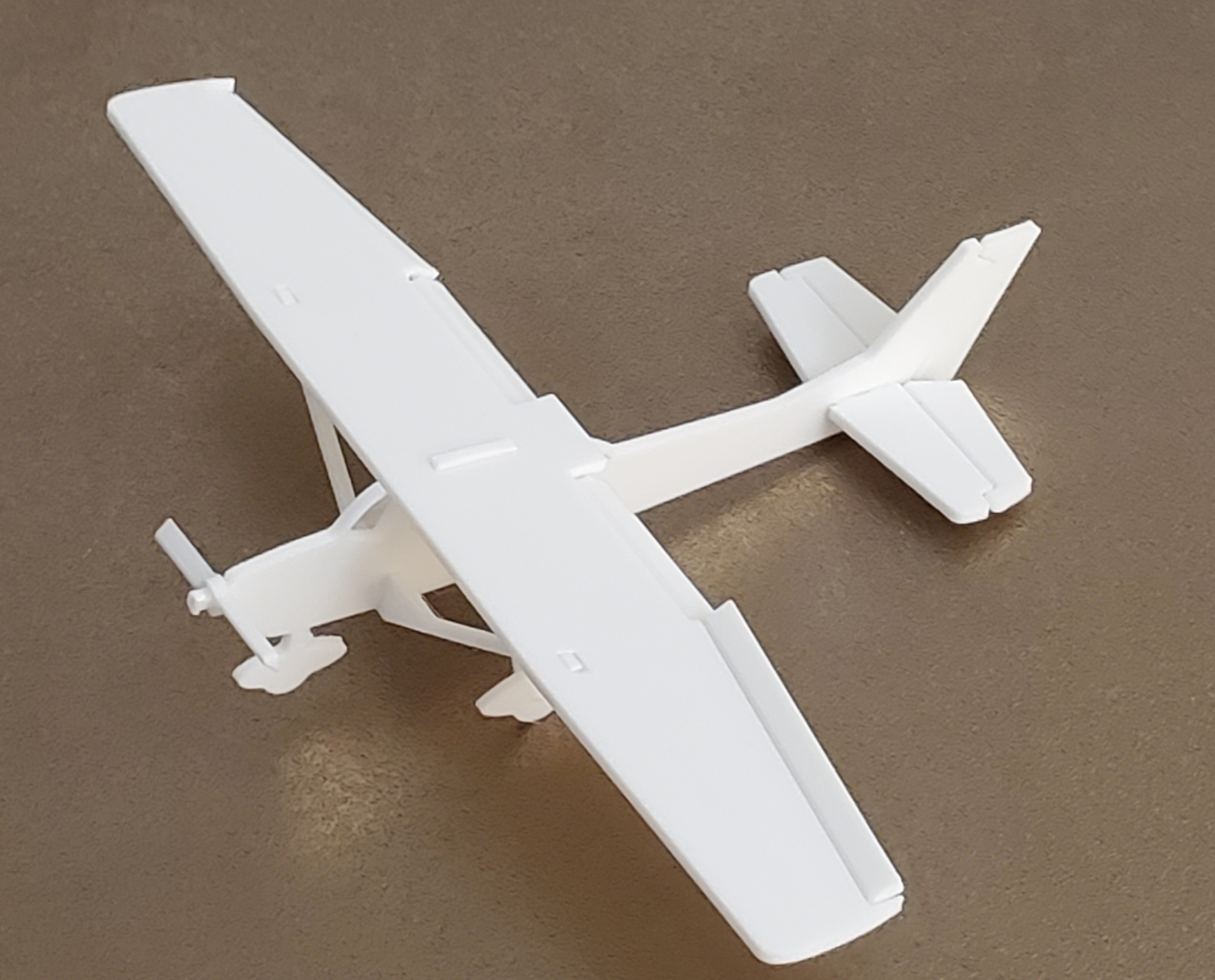 Cessna 152 kit card model With Moveable Controls by Fight to Fly Designs Download free STL