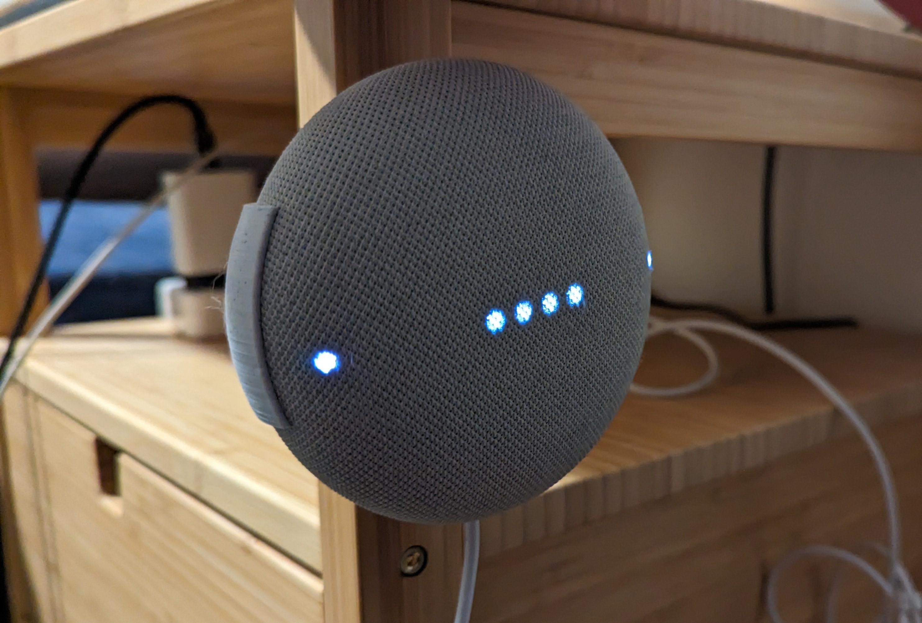 Google Home Mini Nest Mount for Ikea nordkisa table