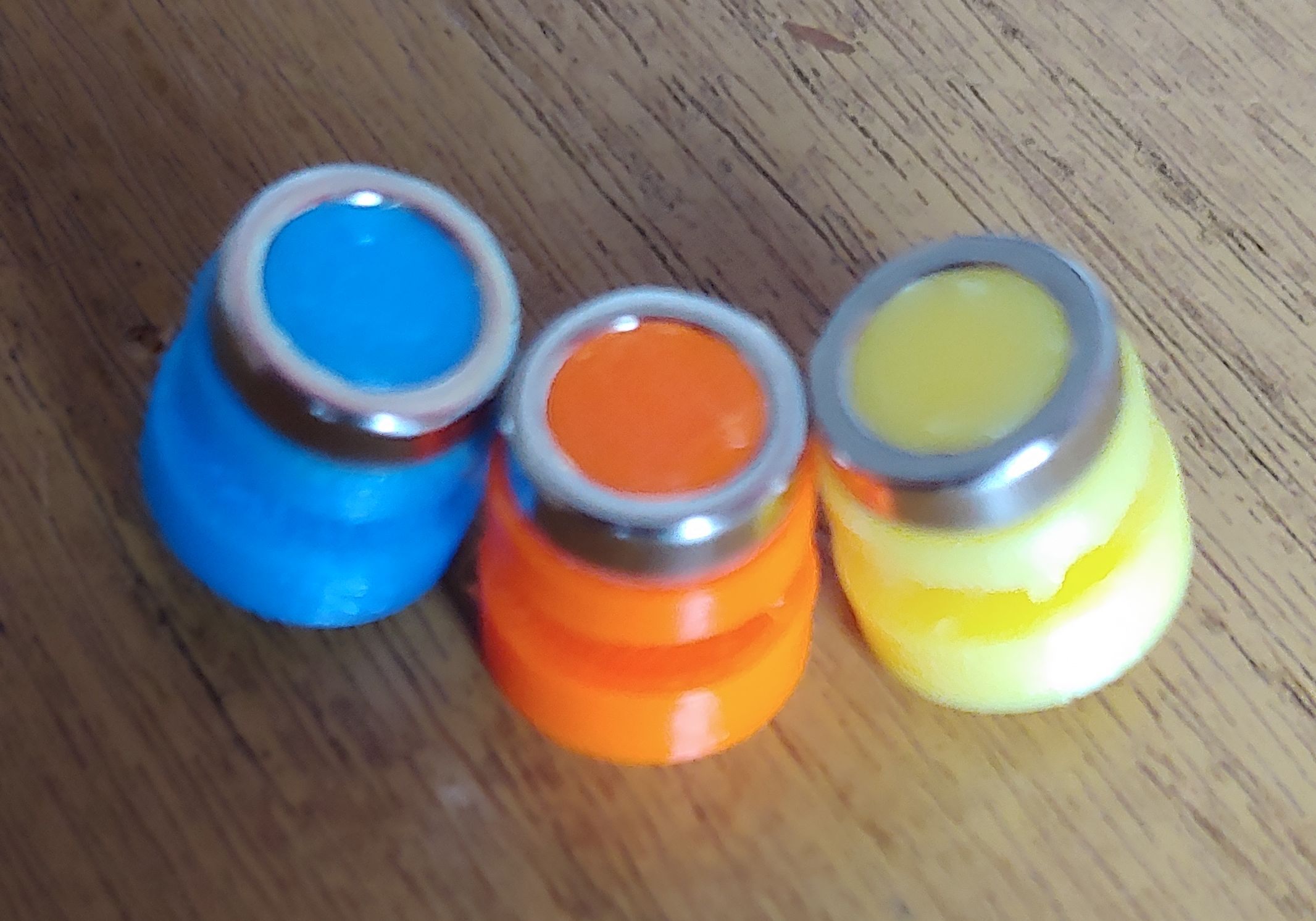 Magnetic Paper Holder
