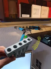 simple tool holder