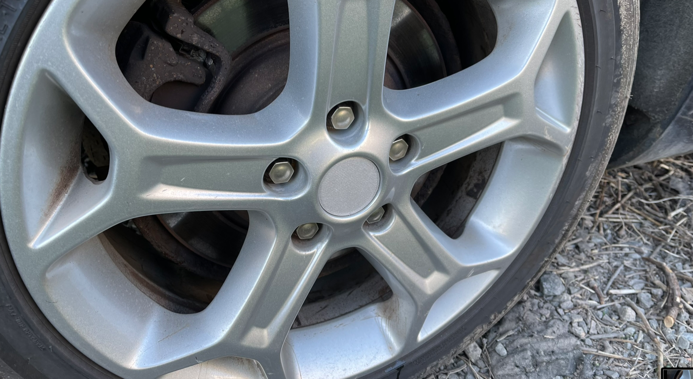 Ford Mondeo mk4 wheel center cap