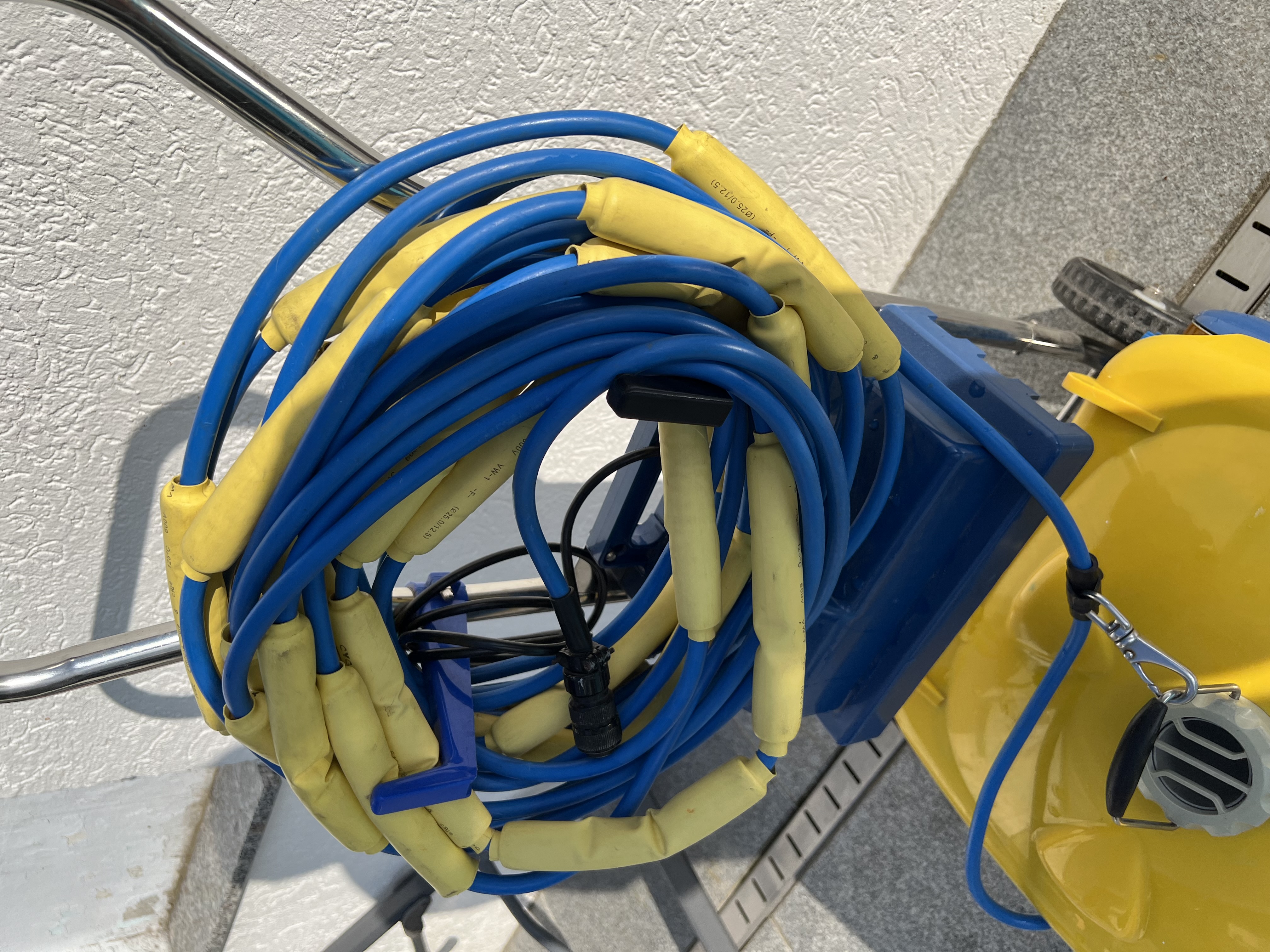 Cableholder Poolcleaning Robot — miniatura 4