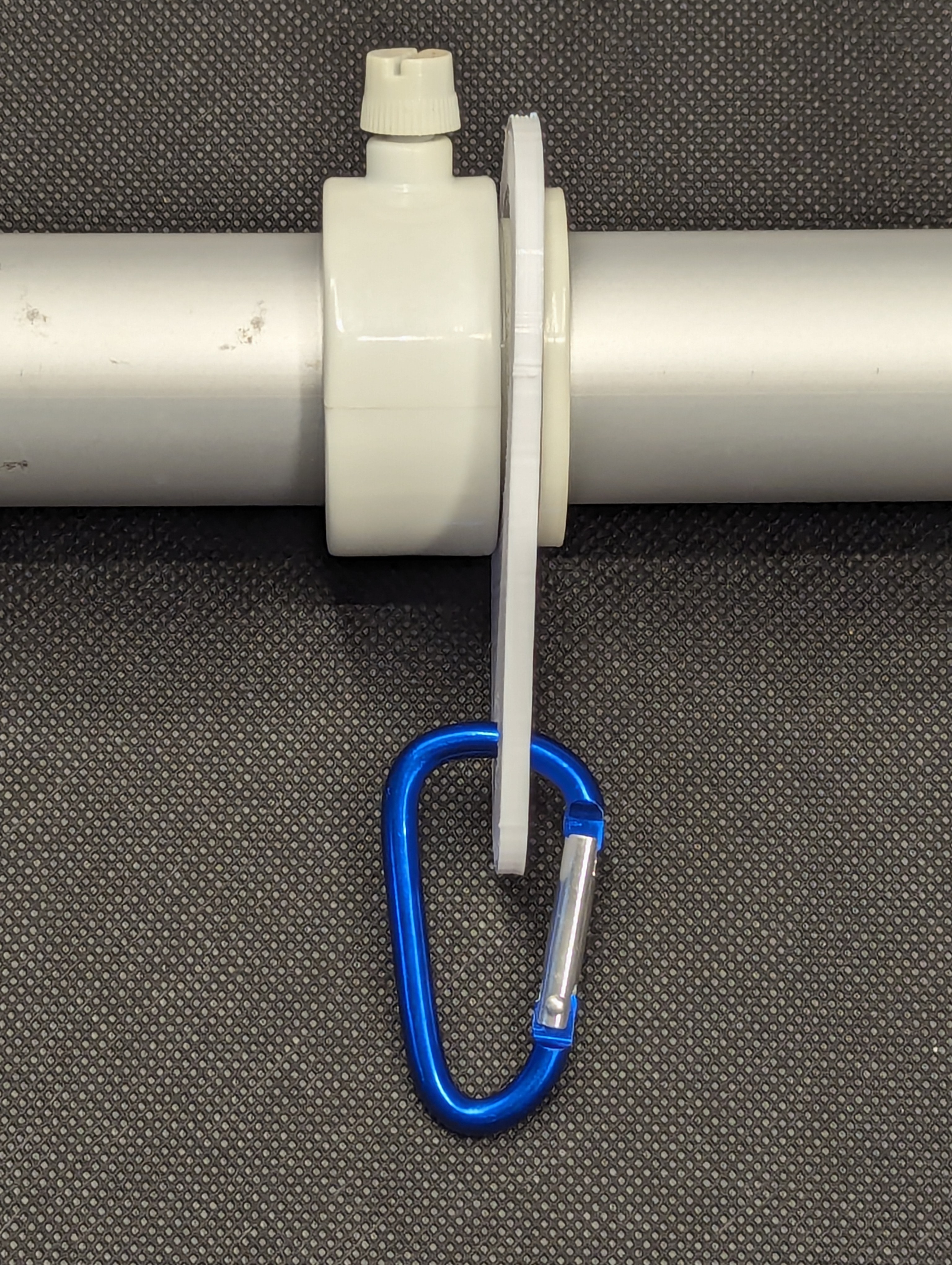 Flagpole flag attachment ring for poles under 1.5 inches