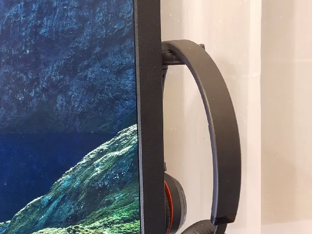 headphone holder