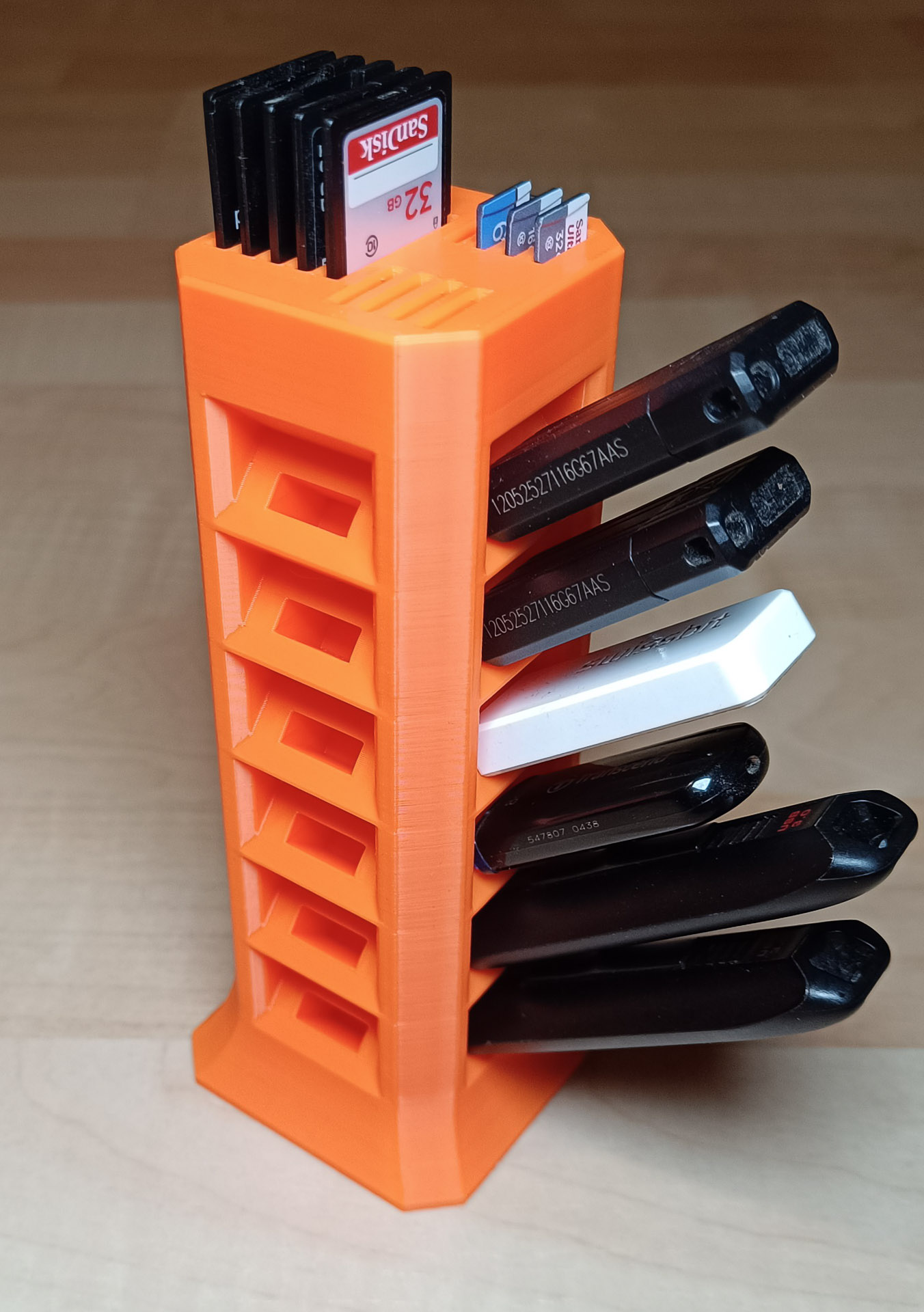 USB Tower (holder for USB drives) by BKMorpheus Download free STL