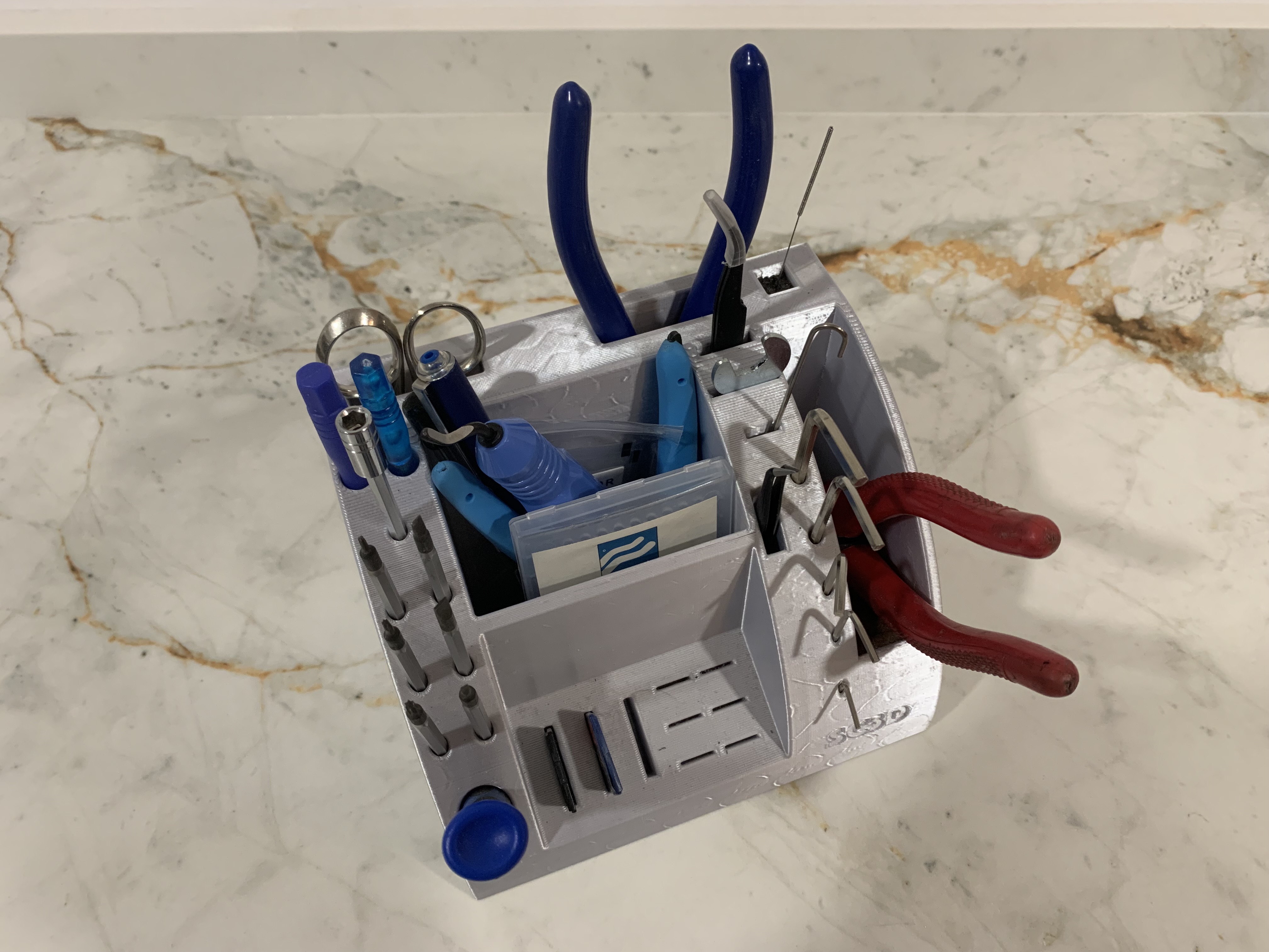 Tool organizer