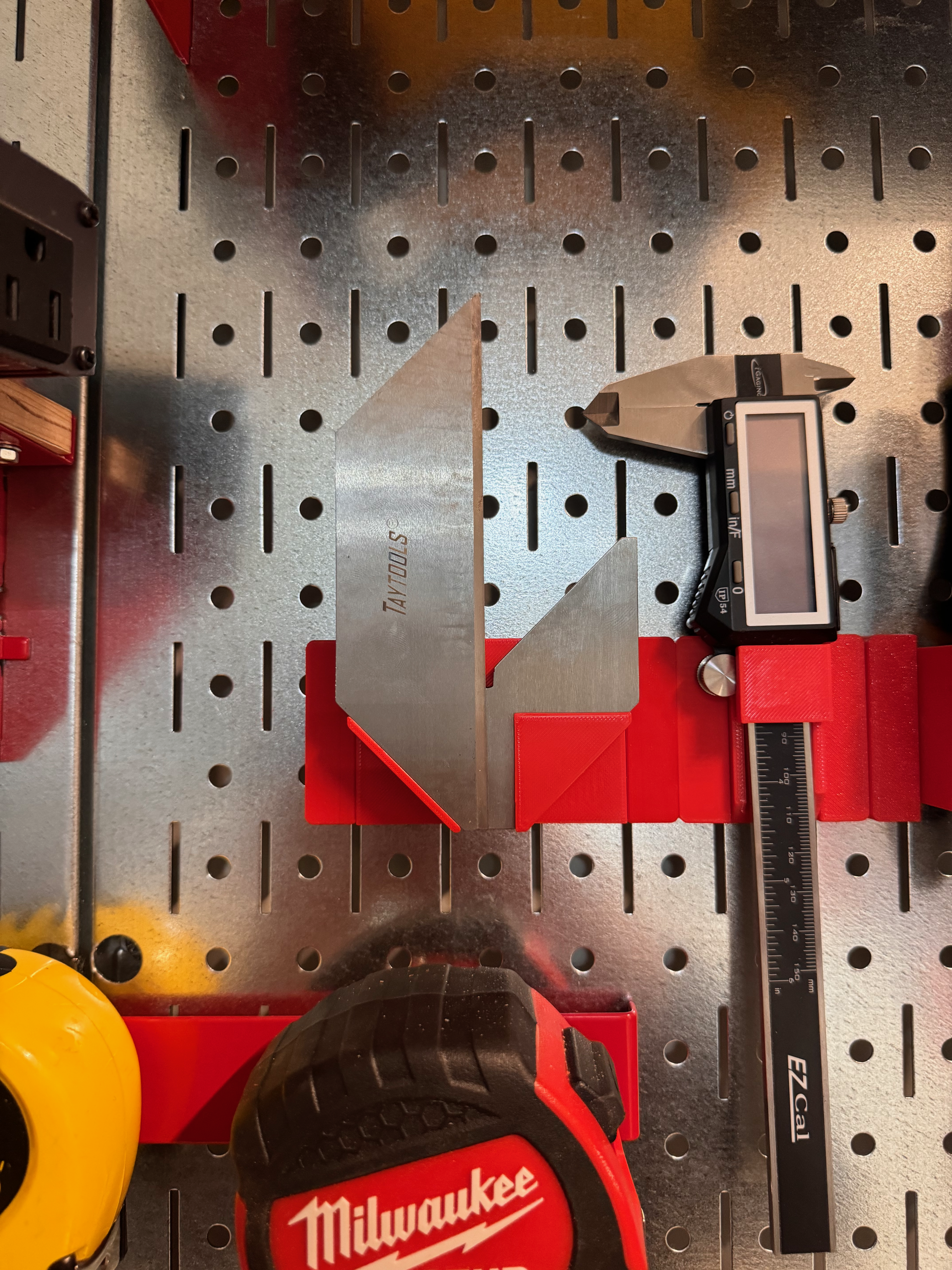 DDD Wall Control - Taylor Tools 3in Machinist Center Finder Square