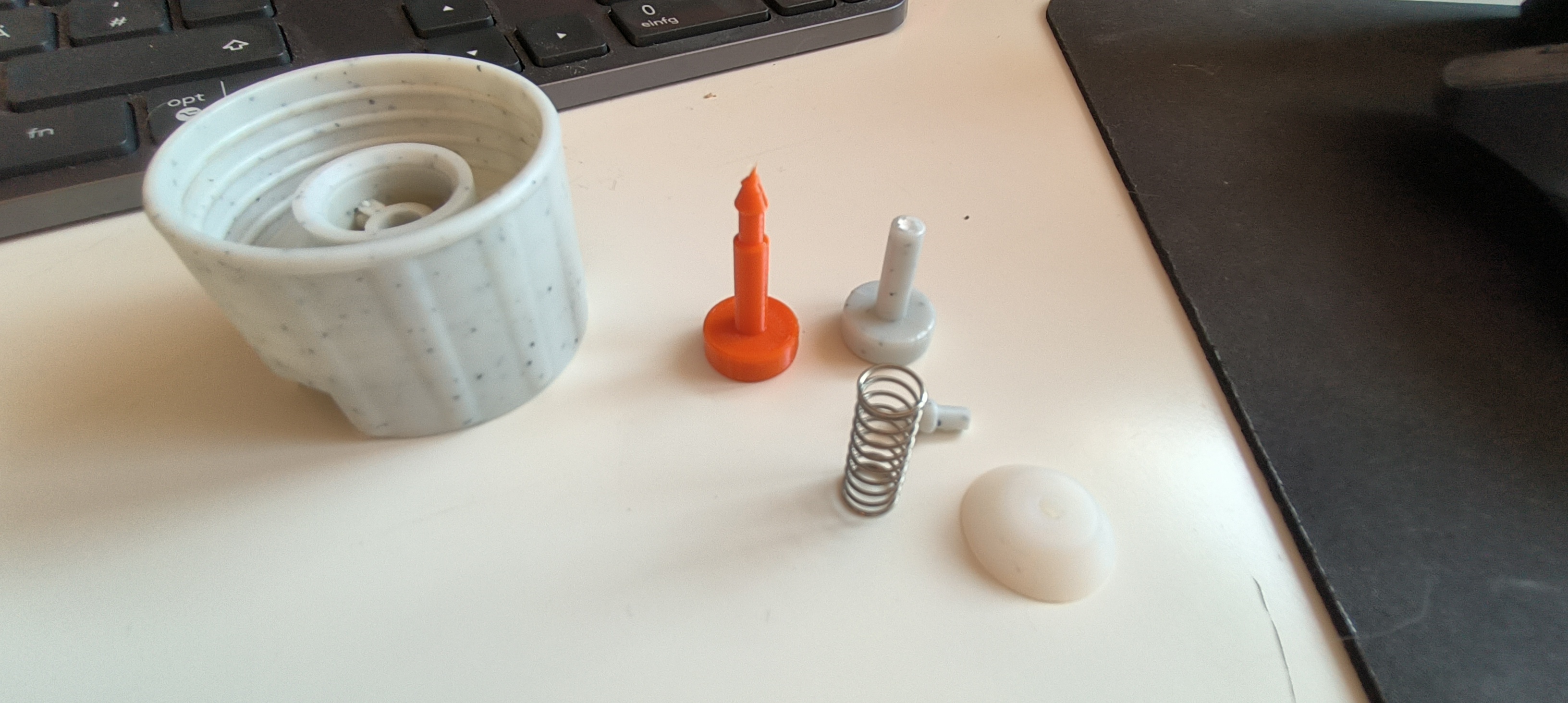 Cat drinking bowl valve pin