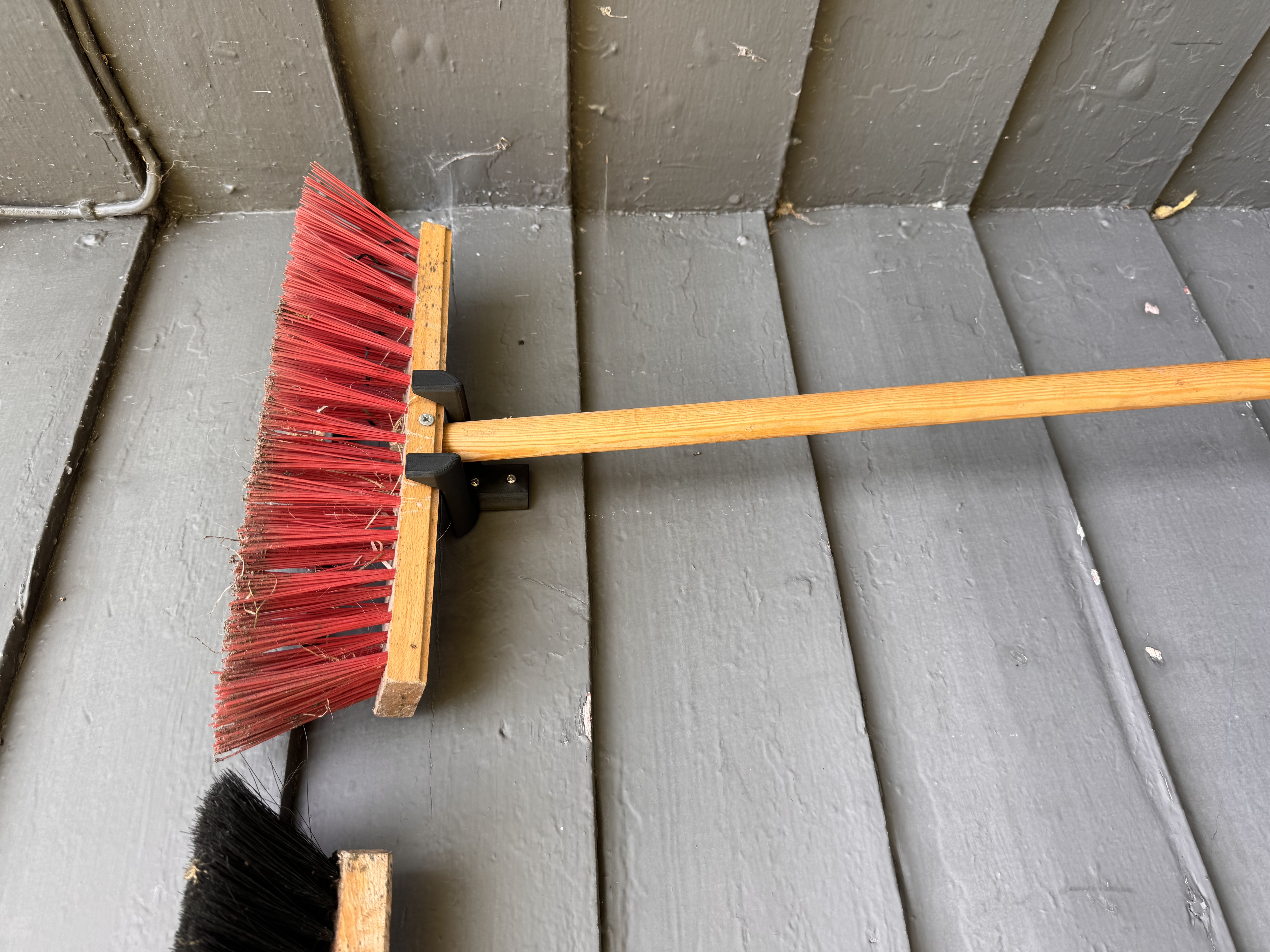 Wallhook for brooms or other stuff