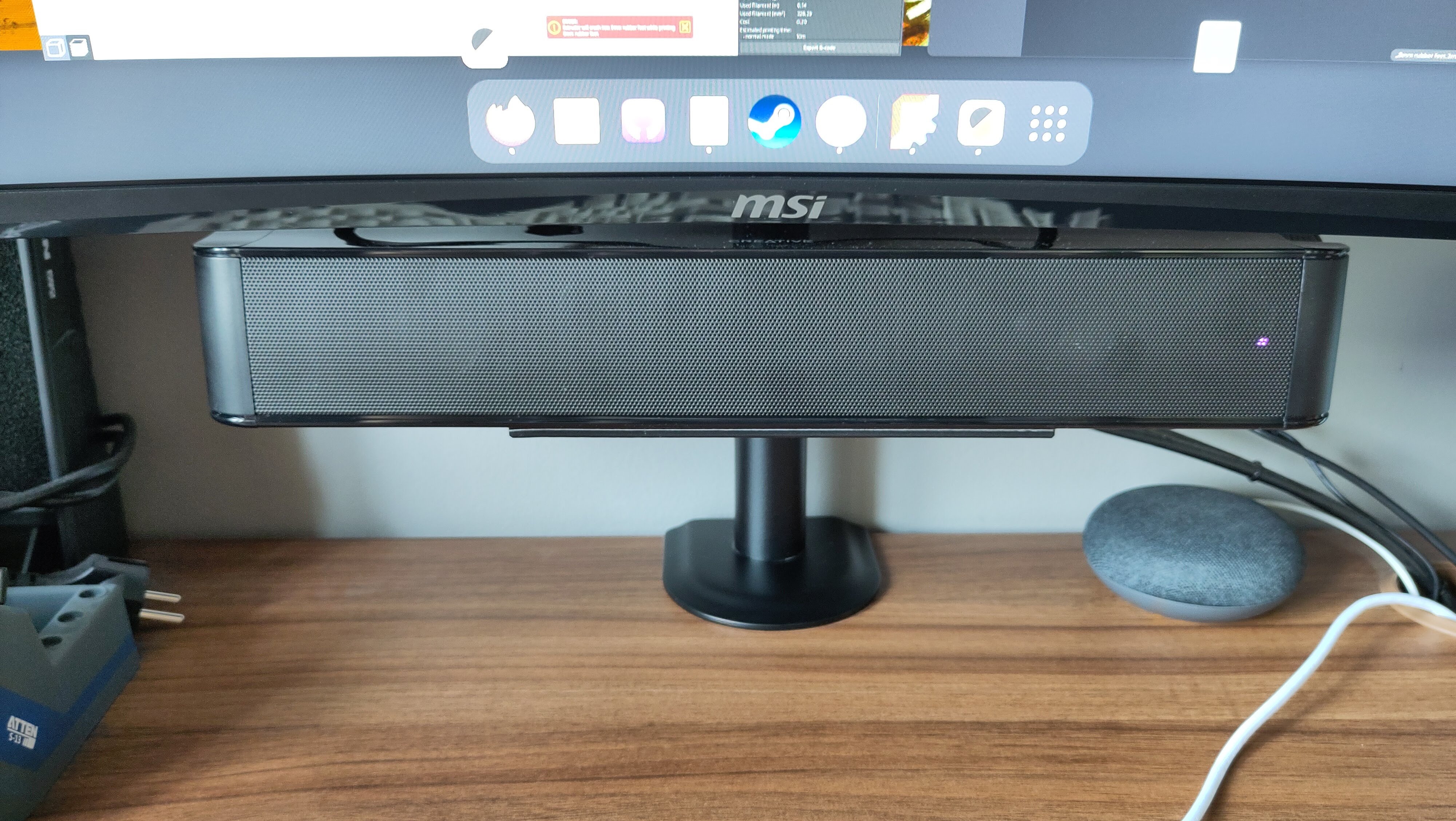 Creative stage SE monitor stand mount