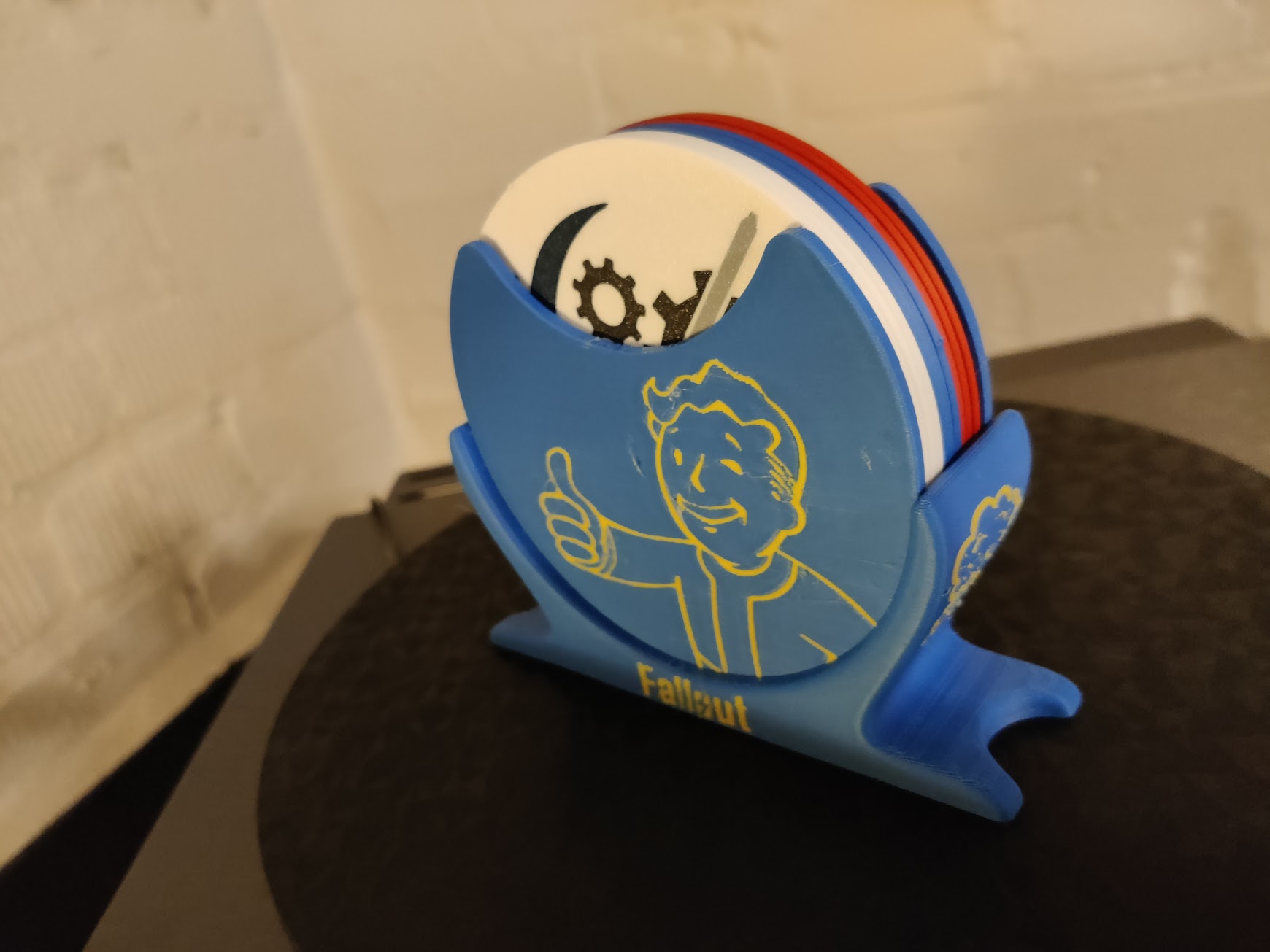 Miniatura 2 do modelo 3D Fallout coaster holder