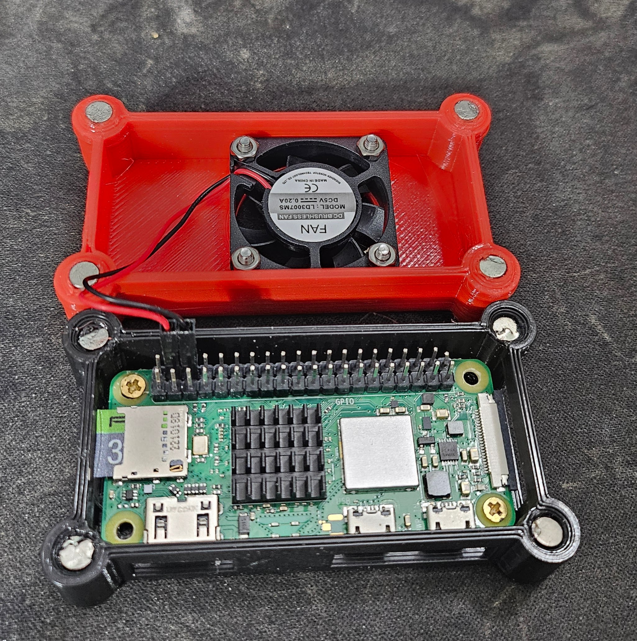 Raspberry Pi Zero 2 W Case With Fan by Nick | Download free STL model ...