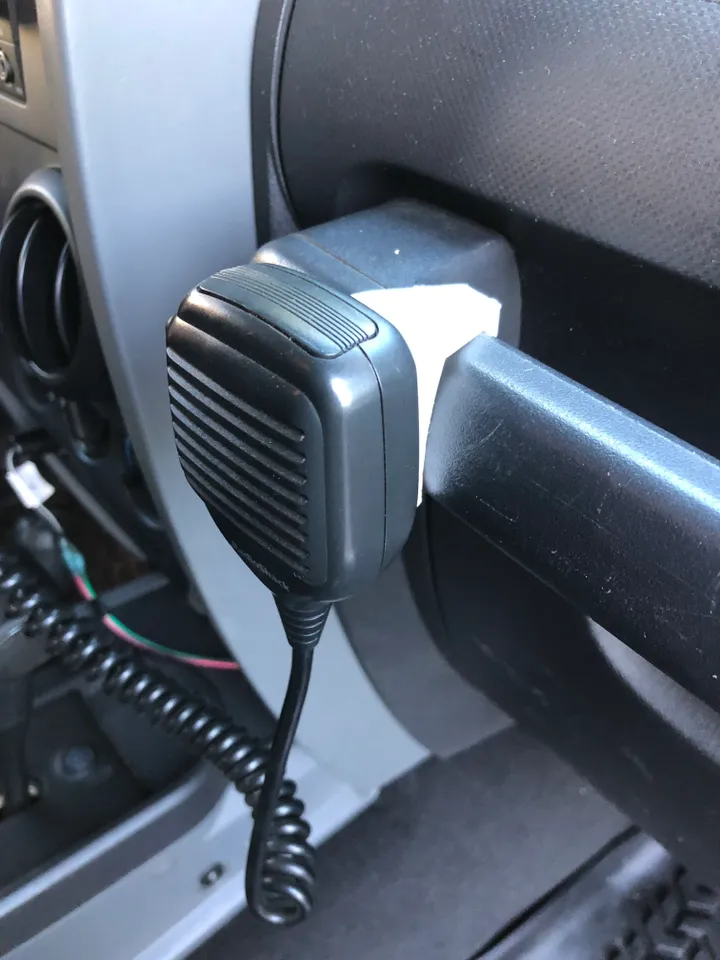 Jeep Wrangler radio clip by yoni | Download free STL model | Printables.com