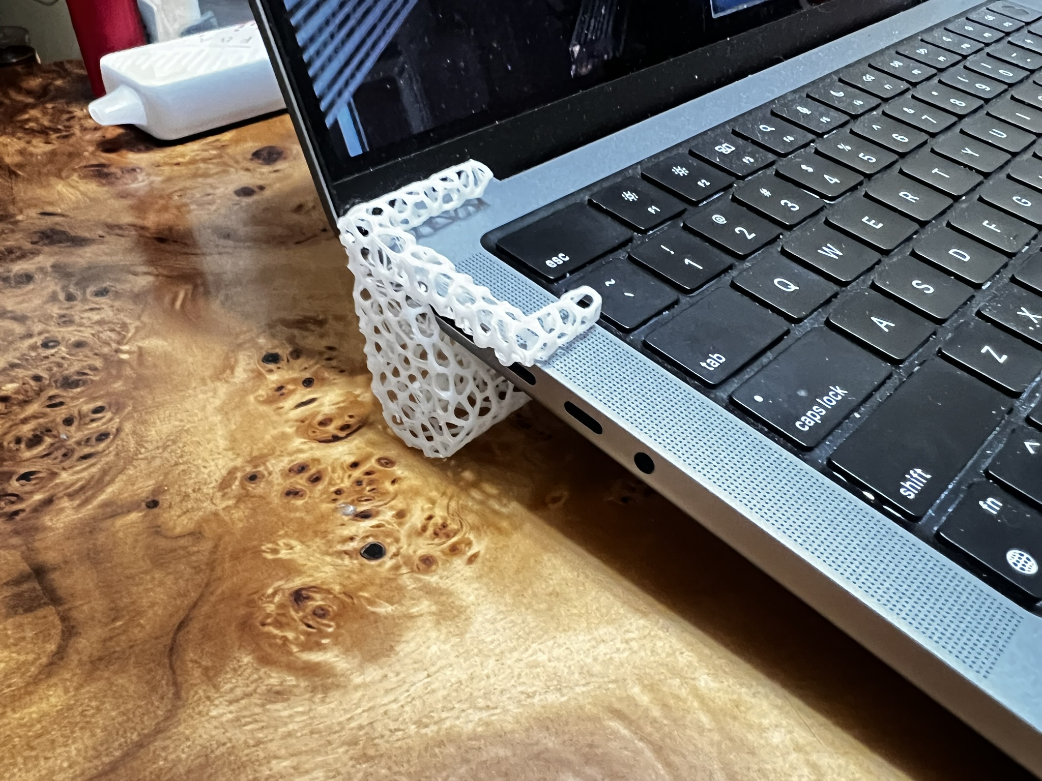 Macbook Pro risers