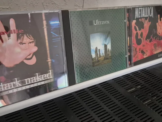 CD_Shelf