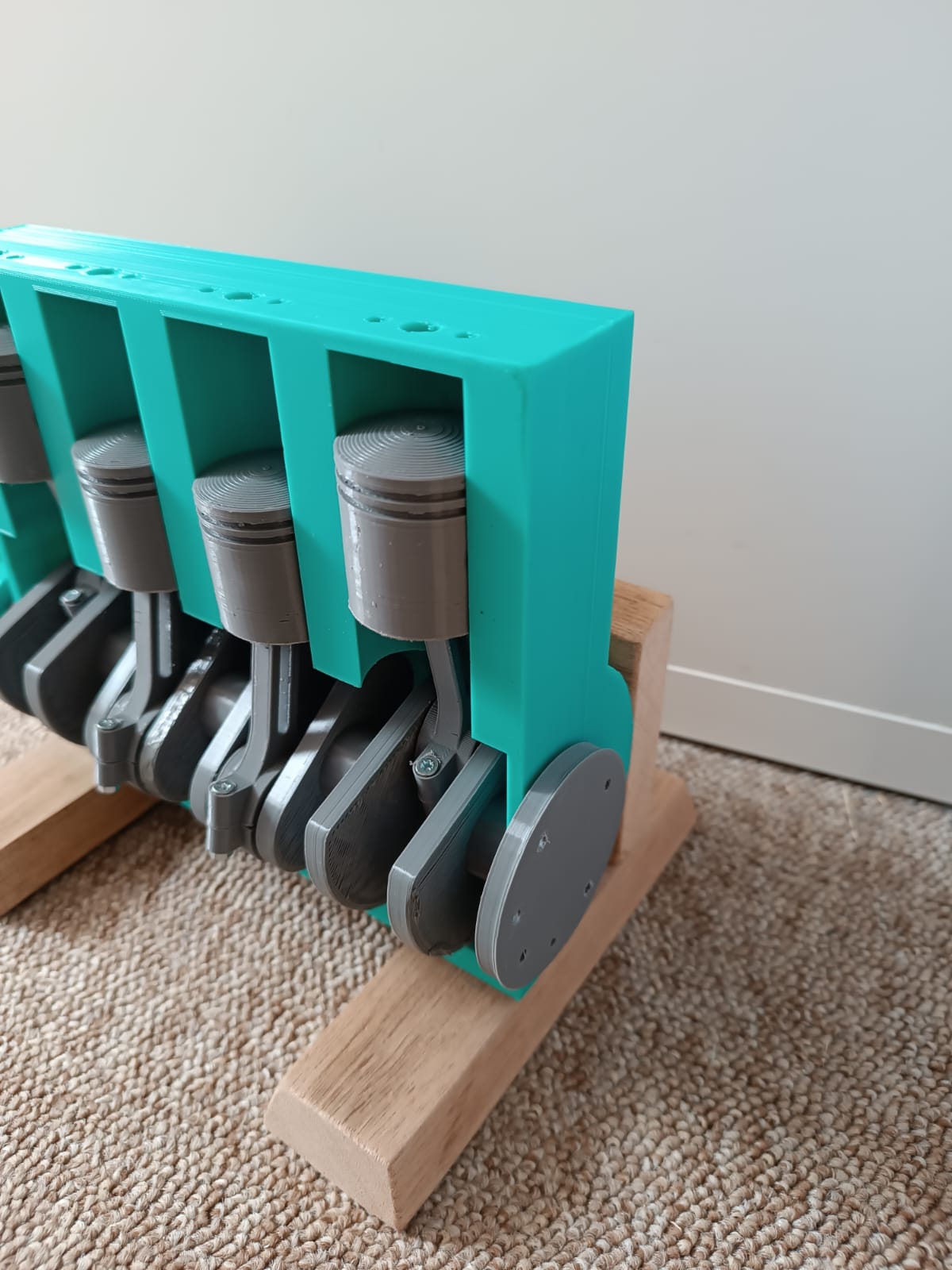 Four-stroke engine. — miniatura 4