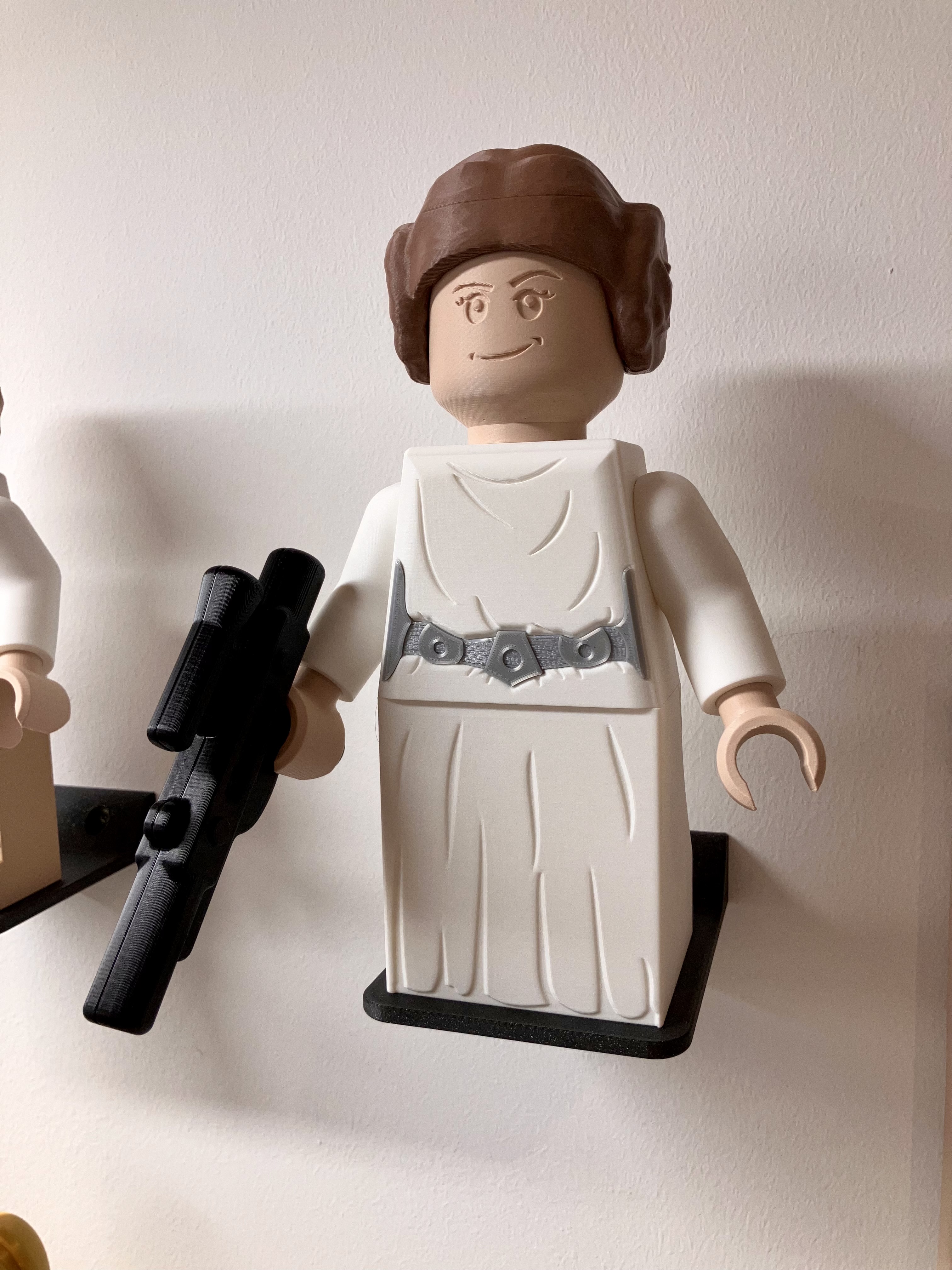 BigBricks Wall Mount Leia Skirt