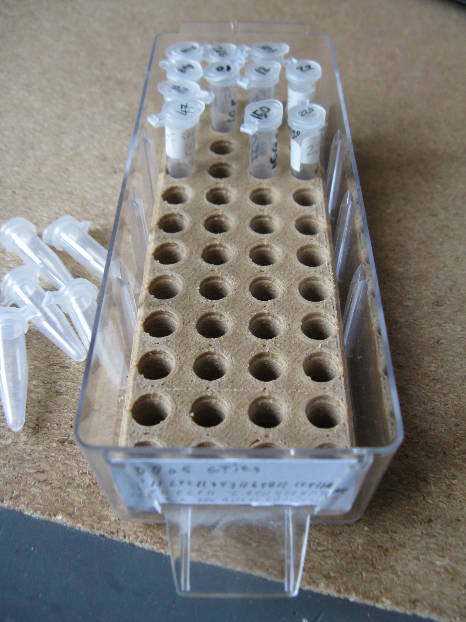 Parametric raaco drawer insert / micro tube holder (for SMD parts)