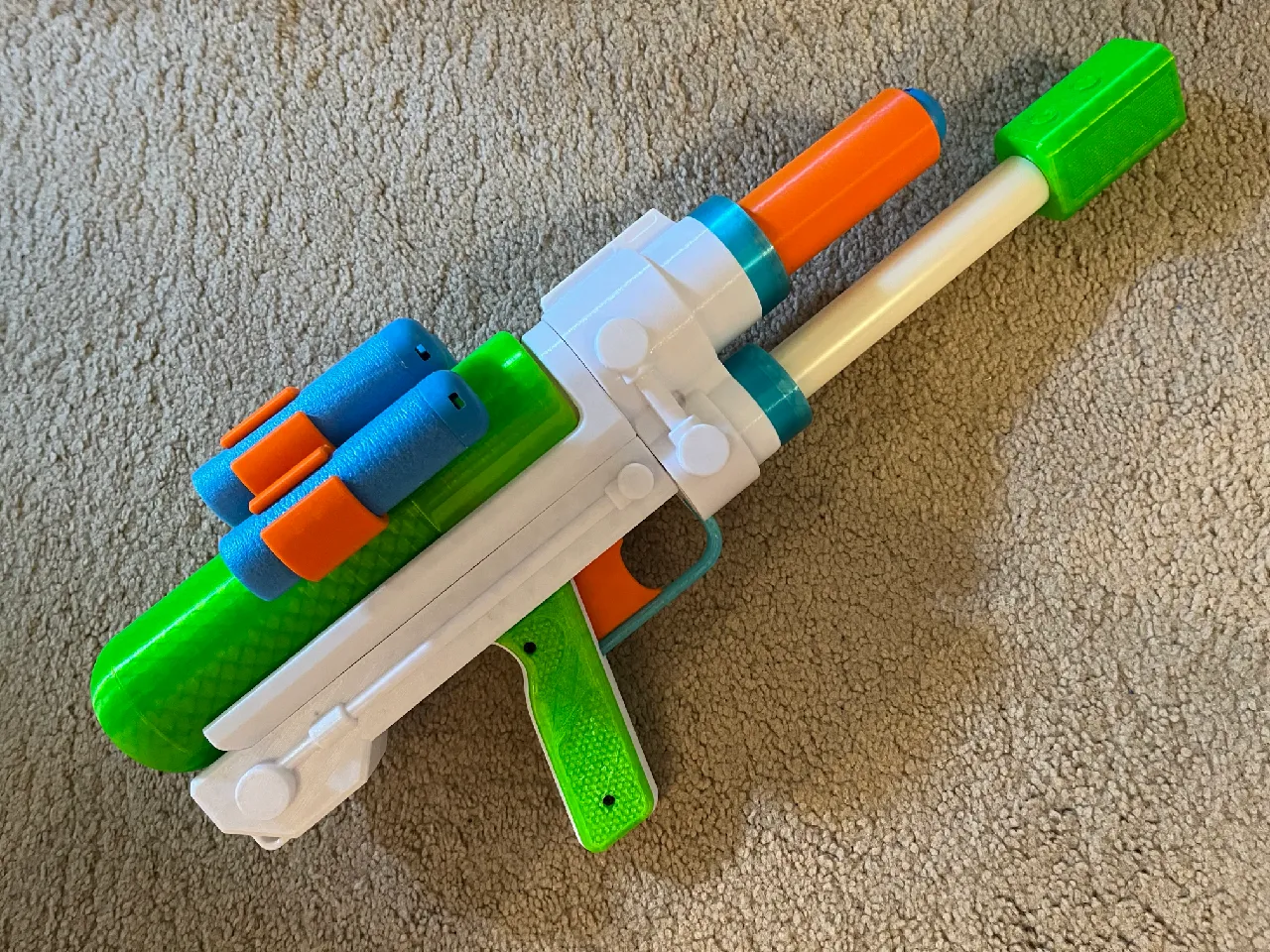 r*1様 (激レア）NERF Titan CS-10 トイガン 80発マガジン 激レア）NERF