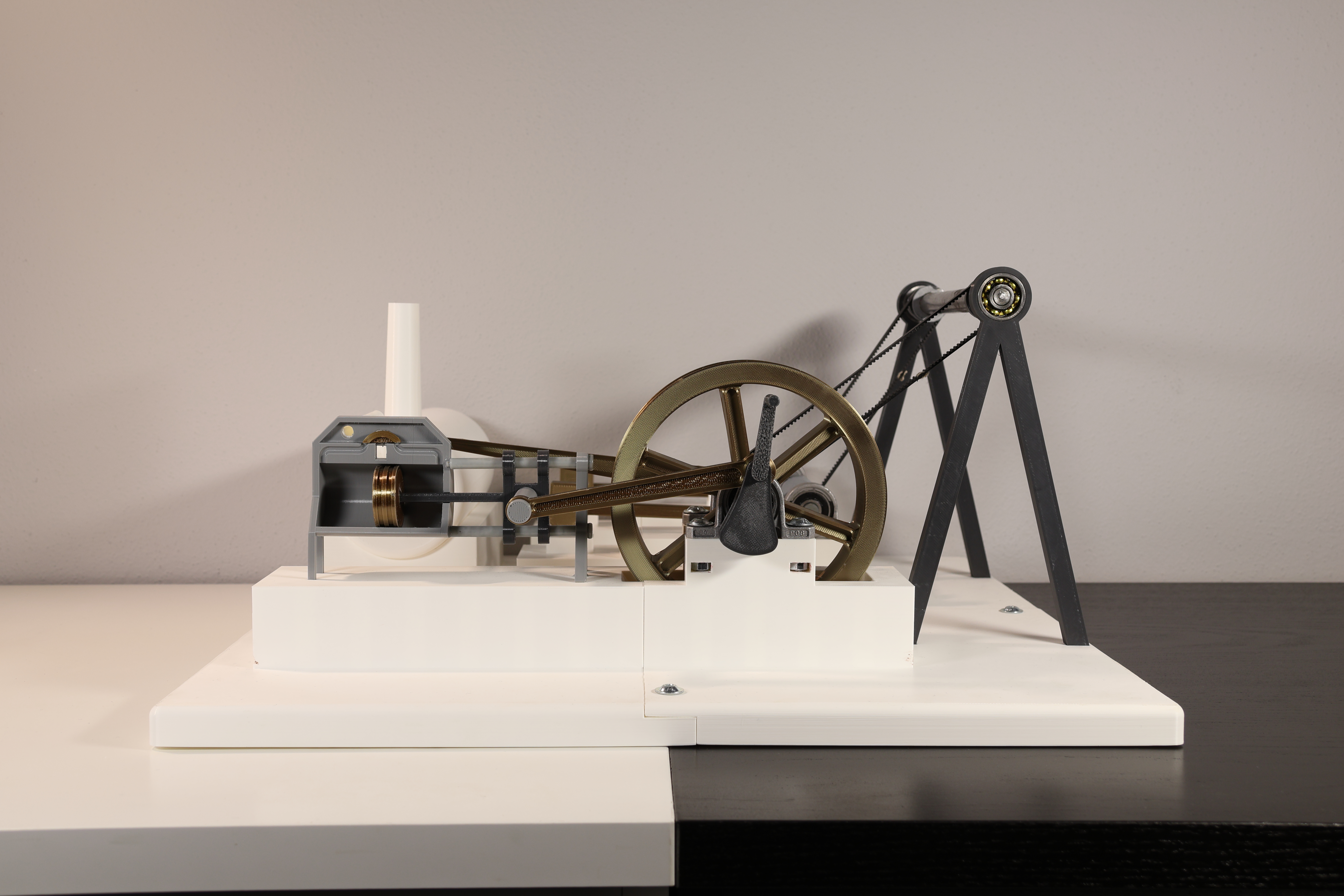 Parní stroj (steam engine)